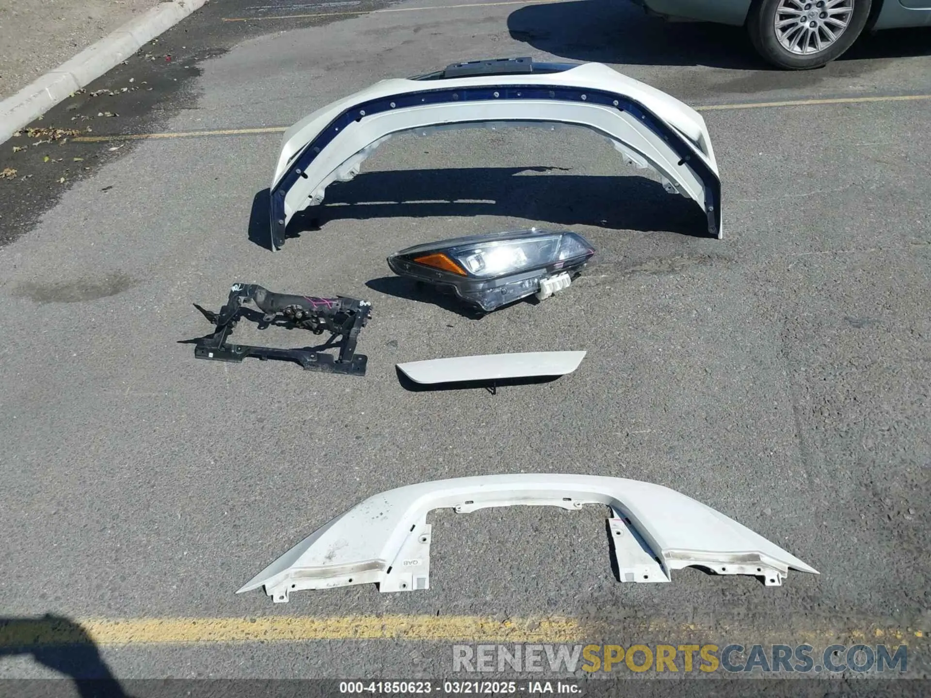 12 Photograph of a damaged car 1N4BZ1DPXLC308295 NISSAN LEAF 2020