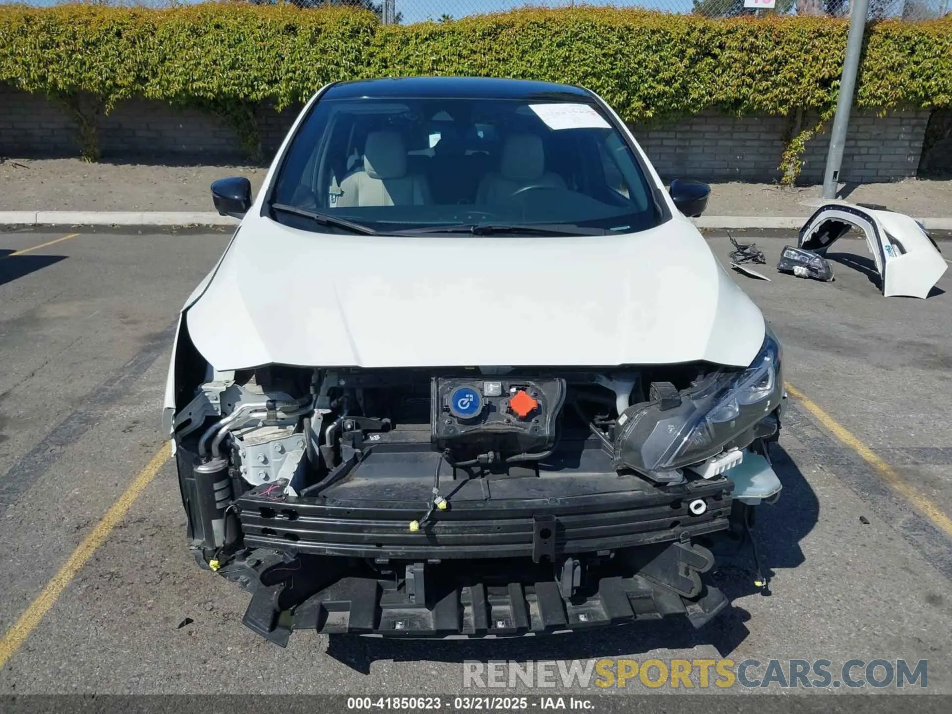 13 Photograph of a damaged car 1N4BZ1DPXLC308295 NISSAN LEAF 2020