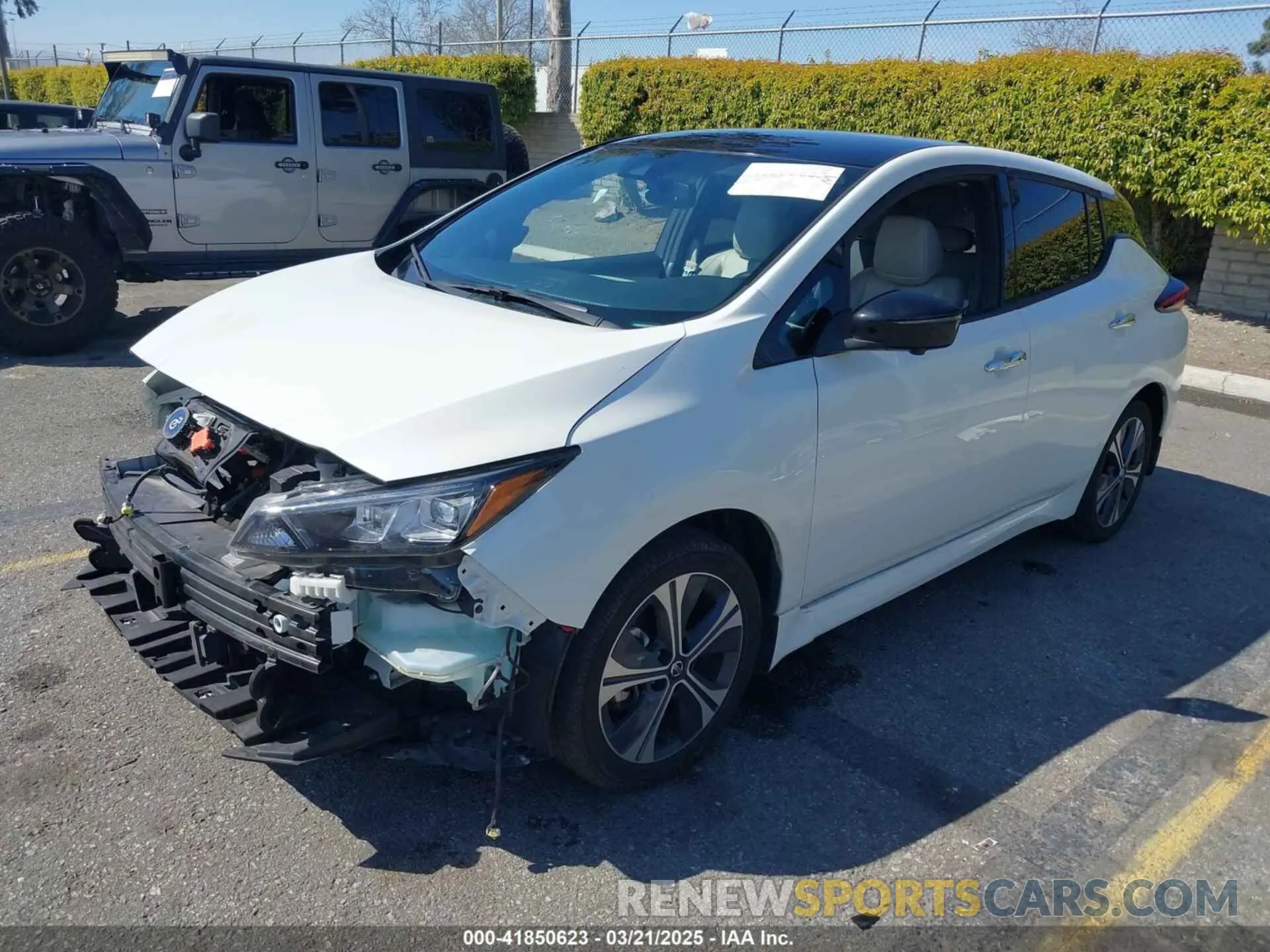 2 Photograph of a damaged car 1N4BZ1DPXLC308295 NISSAN LEAF 2020