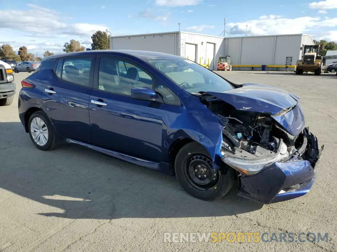 4 Photograph of a damaged car 1N4AZ1BV1MC556031 NISSAN LEAF 2021