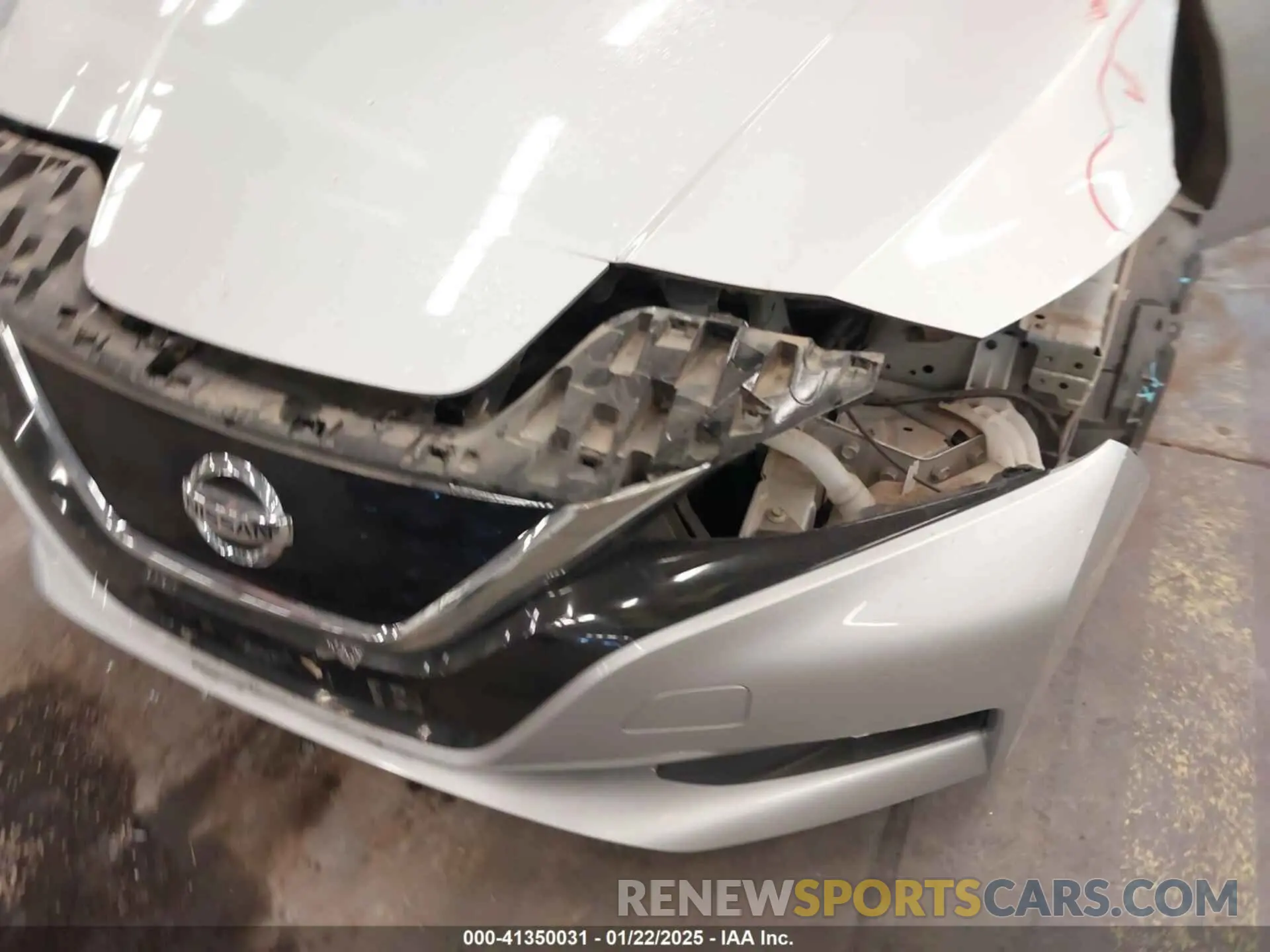 22 Photograph of a damaged car 1N4AZ1CV0MC555709 NISSAN LEAF 2021