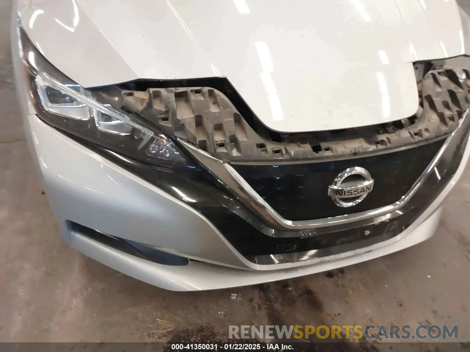 23 Photograph of a damaged car 1N4AZ1CV0MC555709 NISSAN LEAF 2021
