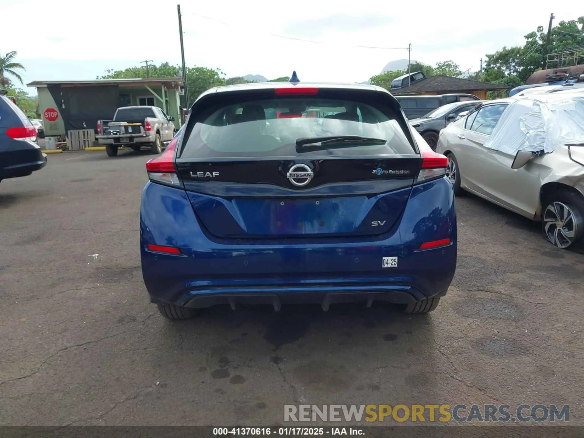 16 Photograph of a damaged car 1N4AZ1CV3MC555204 NISSAN LEAF 2021