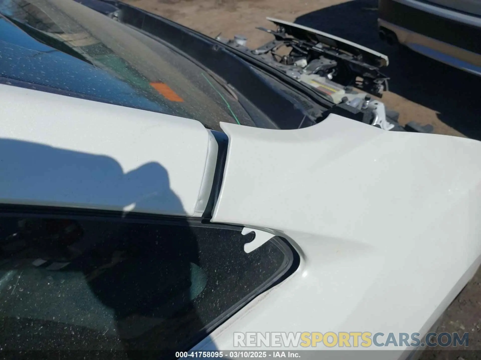 18 Photograph of a damaged car 1N4AZ1CV8MC556168 NISSAN LEAF 2021
