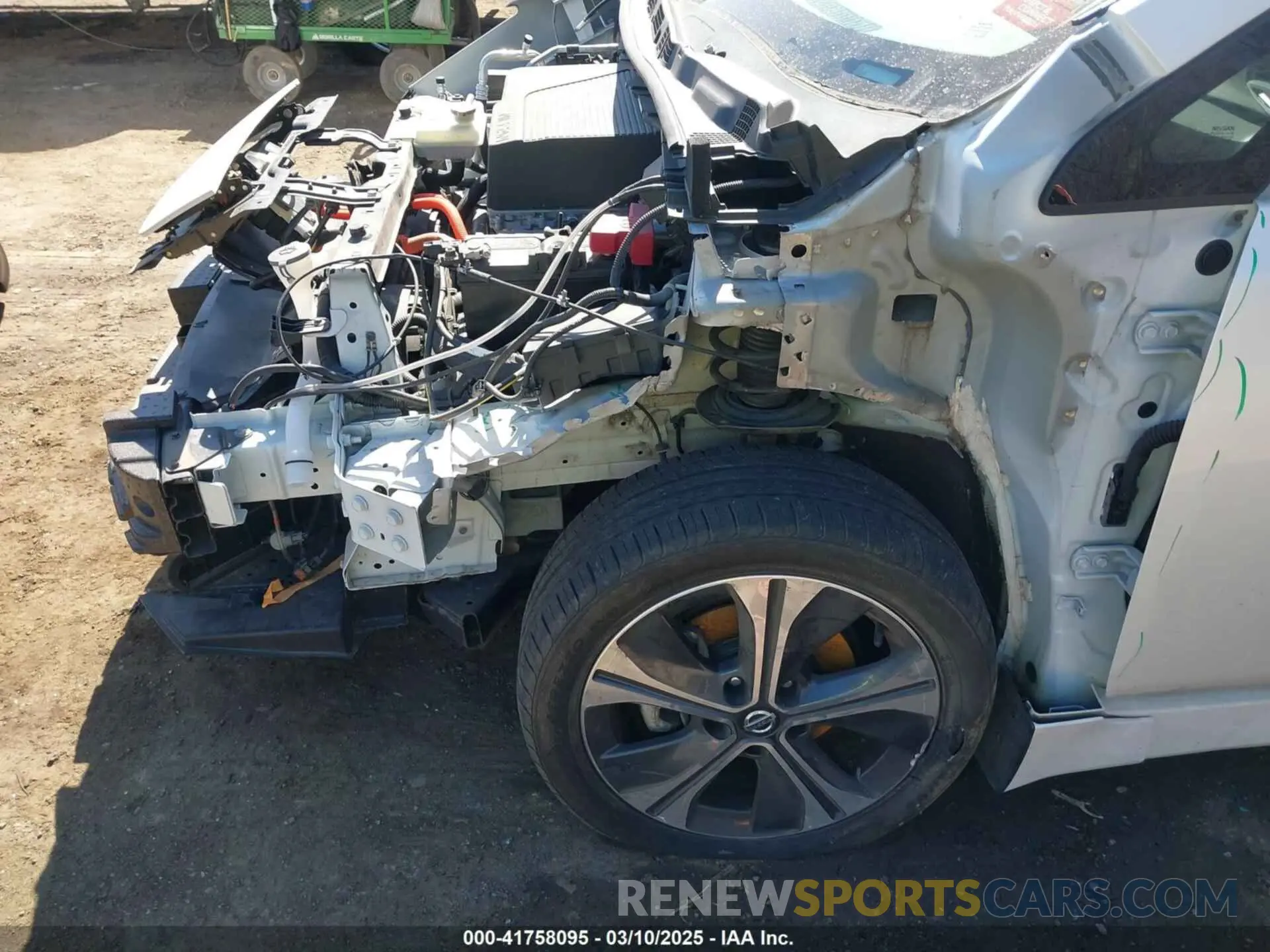 19 Photograph of a damaged car 1N4AZ1CV8MC556168 NISSAN LEAF 2021