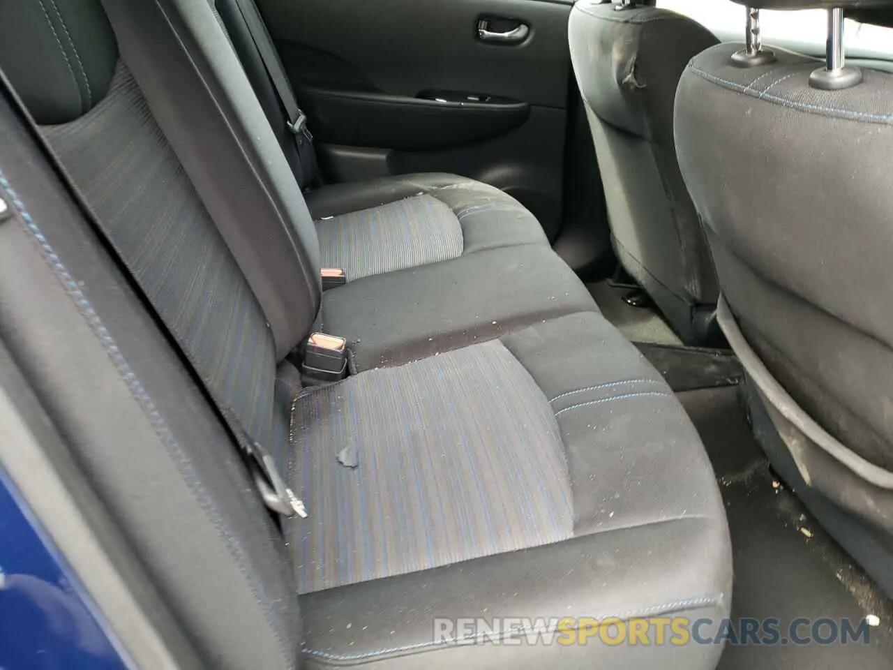 11 Photograph of a damaged car 1N4AZ1CVXMC553109 NISSAN LEAF 2021
