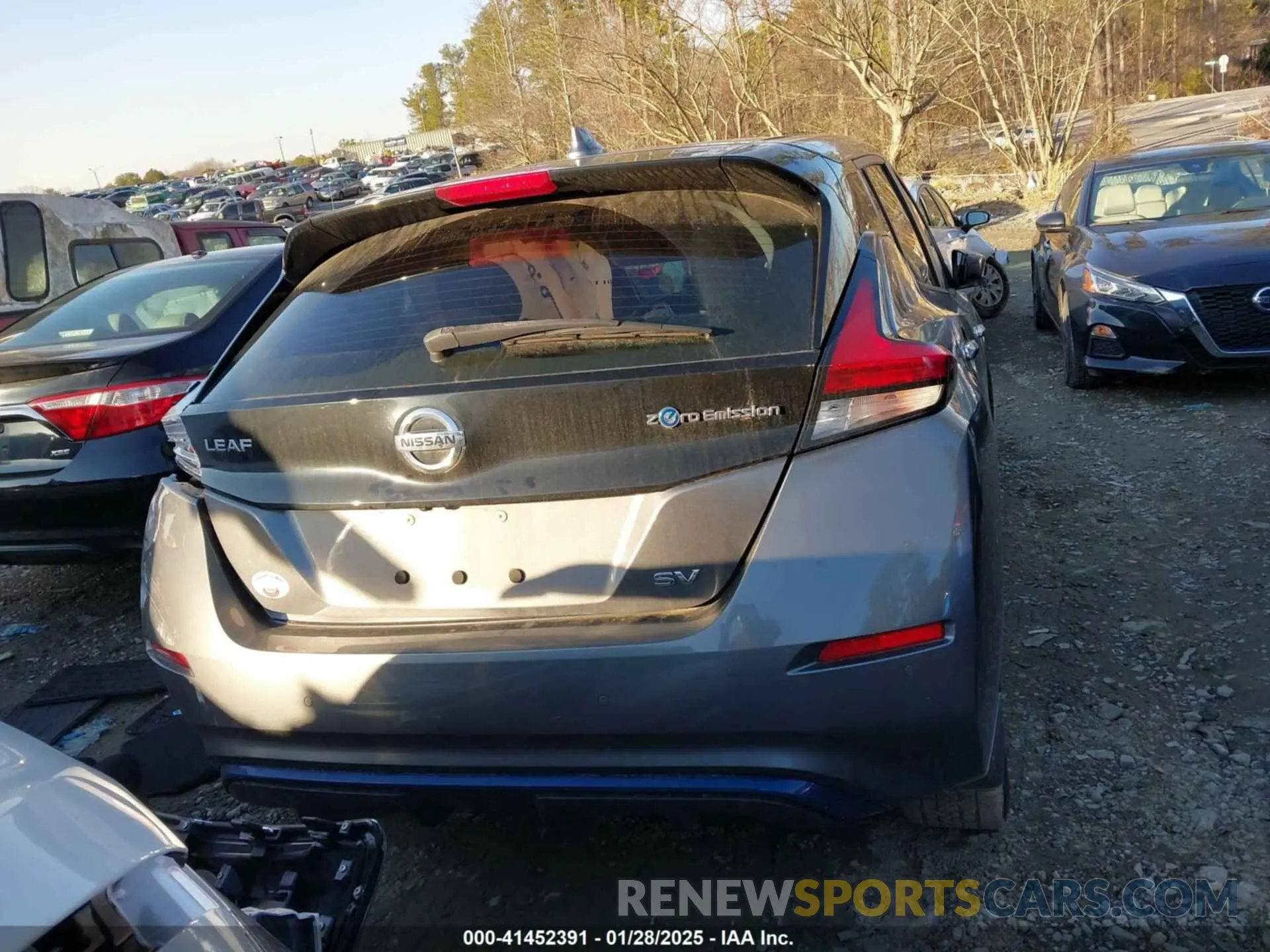 15 Photograph of a damaged car 1N4AZ1CVXMC553479 NISSAN LEAF 2021