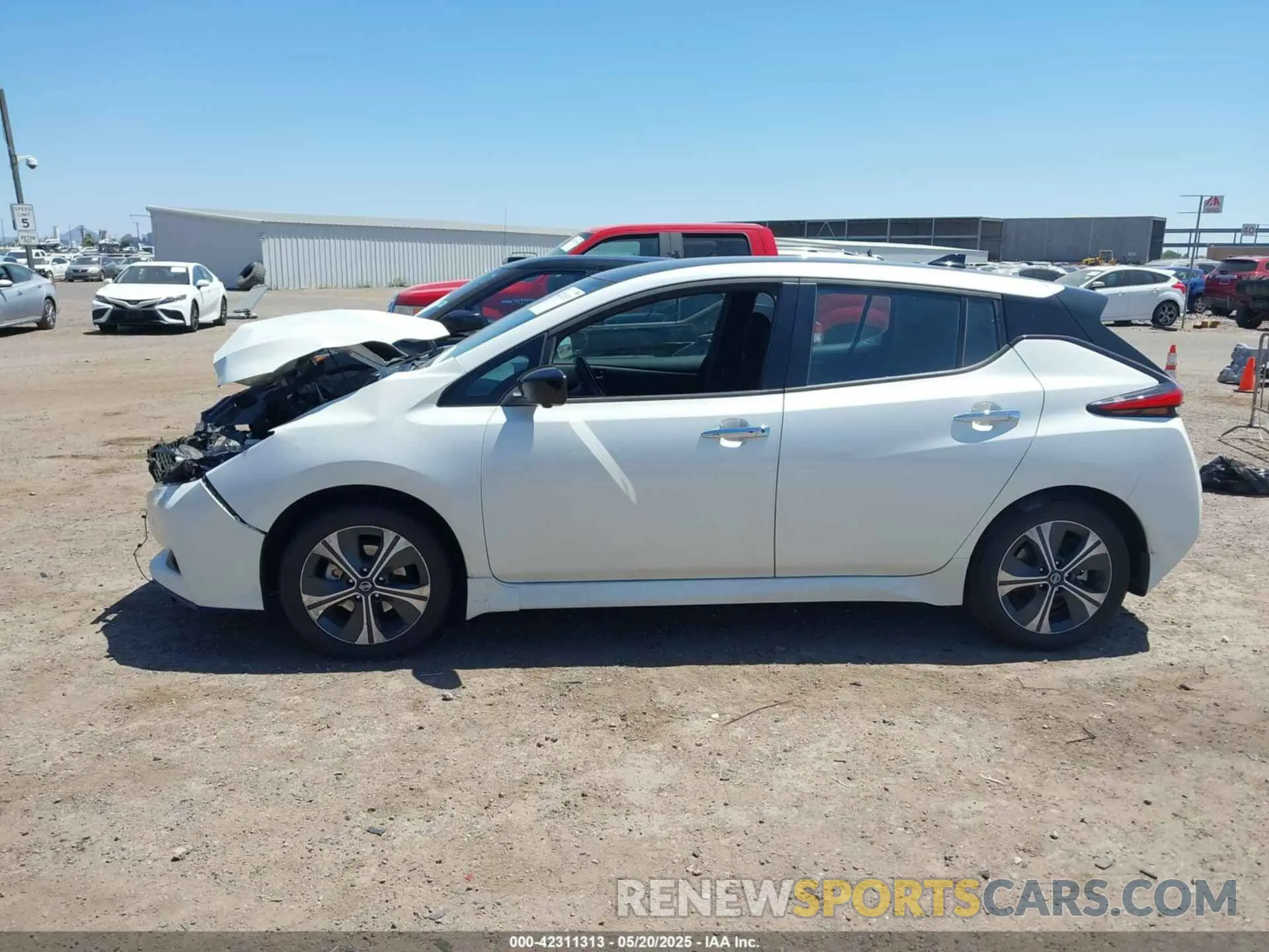 14 Photograph of a damaged car 1N4BZ1CV7MC551533 NISSAN LEAF 2021