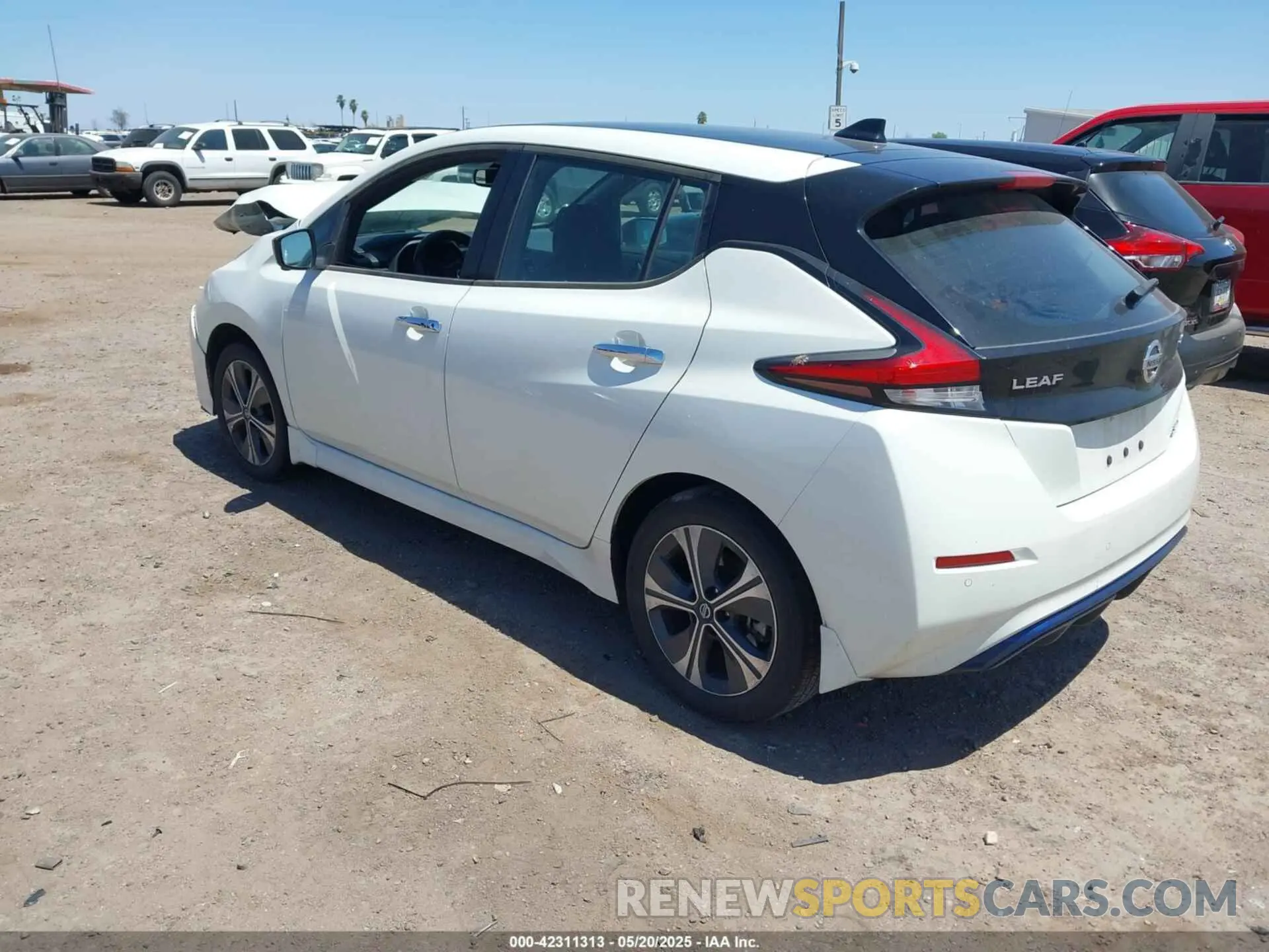 3 Photograph of a damaged car 1N4BZ1CV7MC551533 NISSAN LEAF 2021
