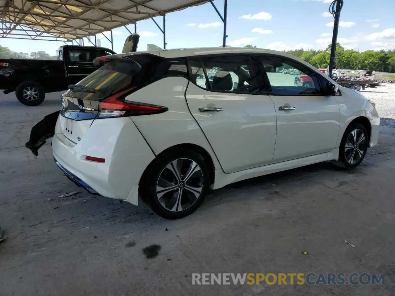 3 Photograph of a damaged car 1N4BZ1DV3MC555061 NISSAN LEAF 2021