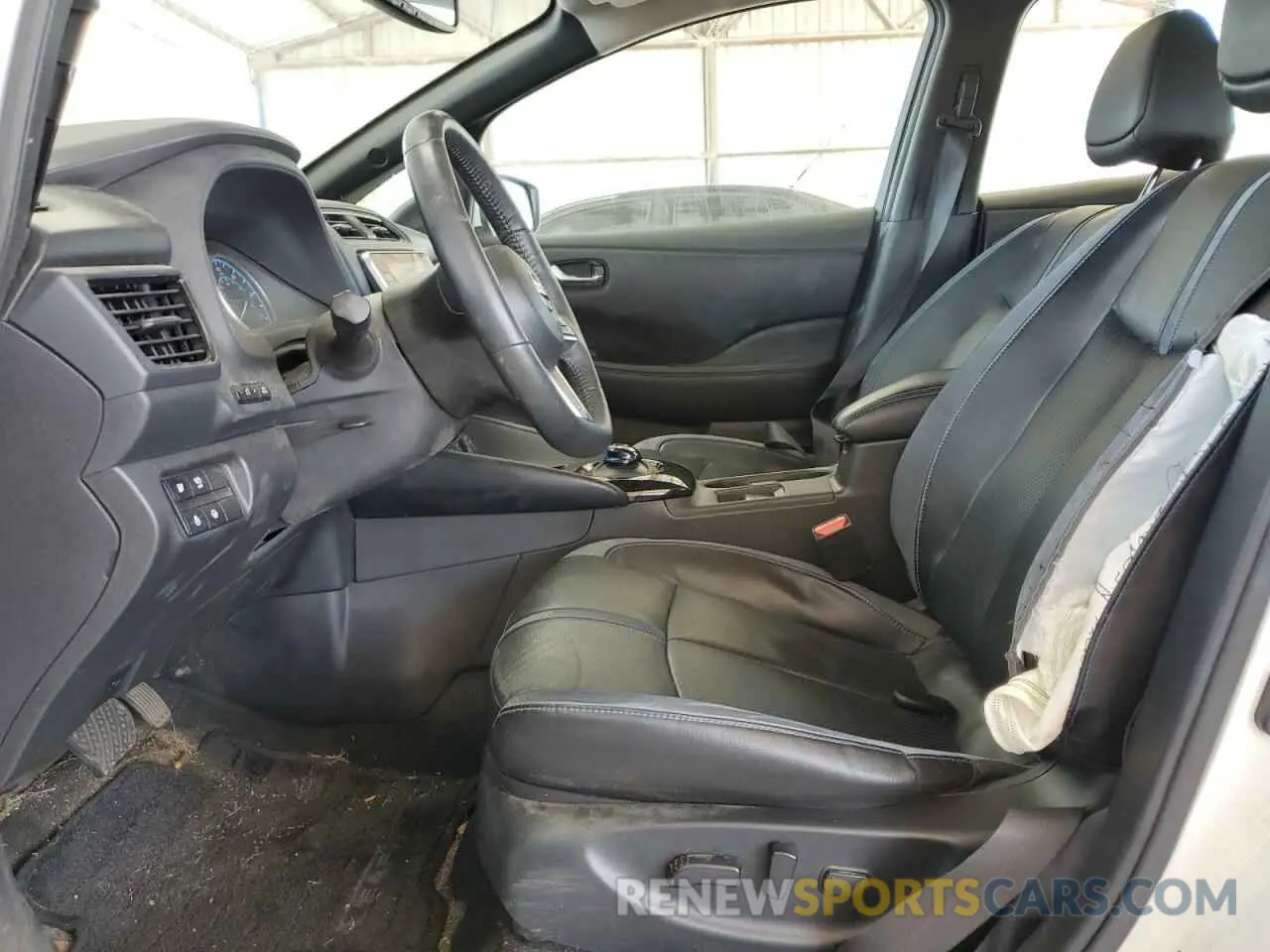 7 Photograph of a damaged car 1N4BZ1DV3MC555061 NISSAN LEAF 2021