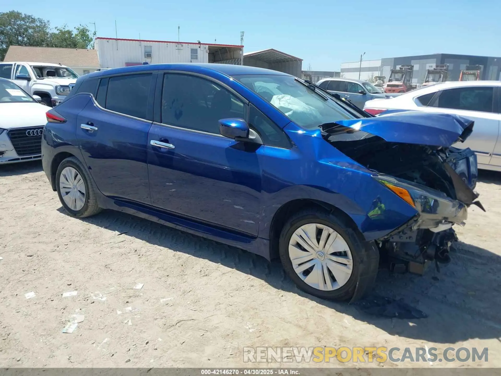1 Photograph of a damaged car 1N4AZ1BV3NC564052 NISSAN LEAF 2022