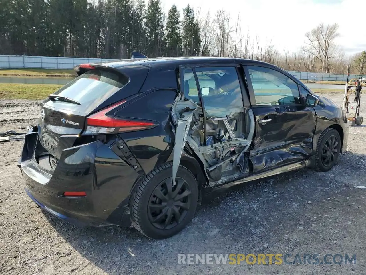 3 Photograph of a damaged car 1N4AZ1BVXNC563237 NISSAN LEAF 2022