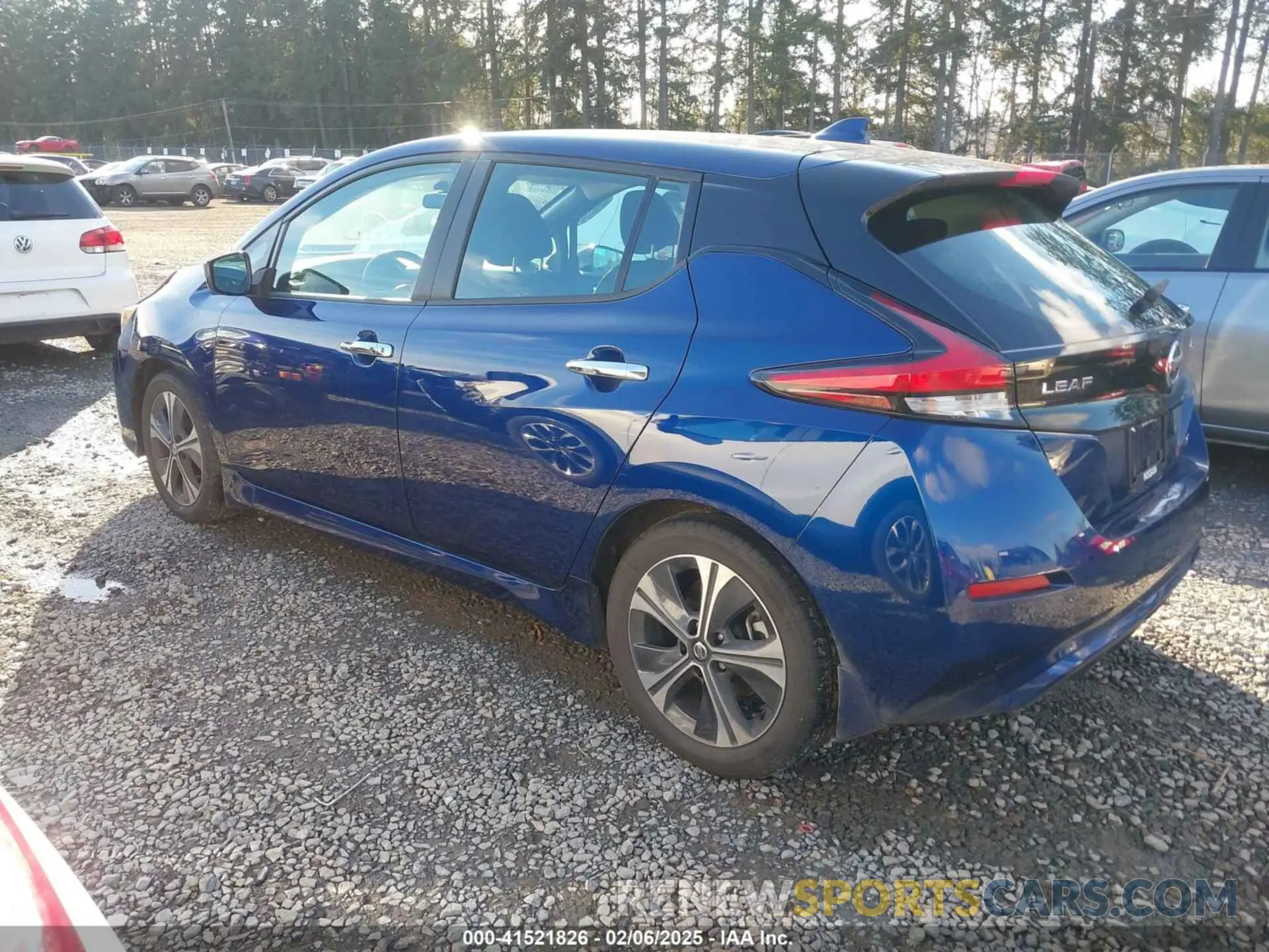 3 Photograph of a damaged car 1N4AZ1CV4NC563975 NISSAN LEAF 2022