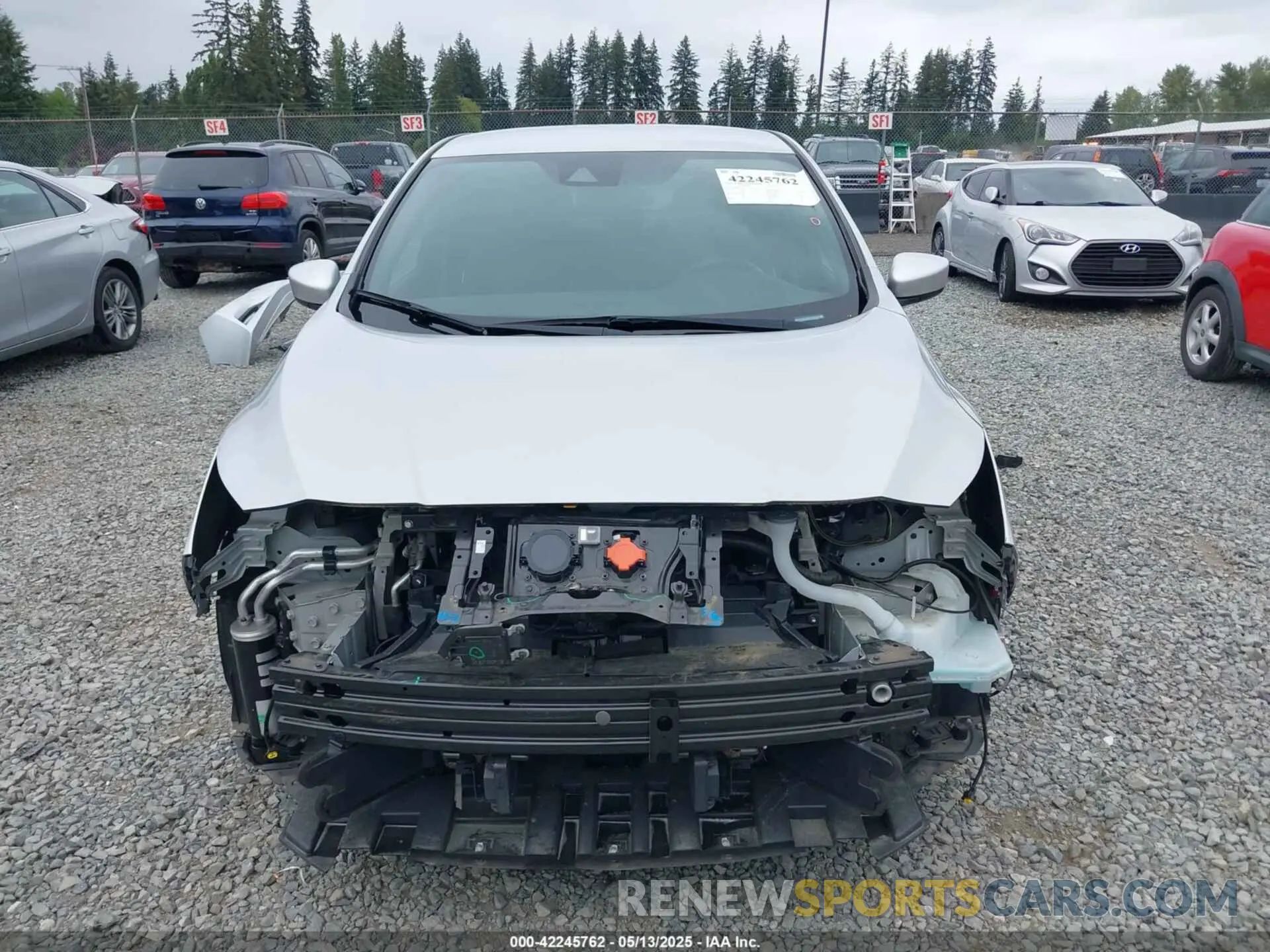 13 Photograph of a damaged car 1N4AZ1CV5NC551964 NISSAN LEAF 2022