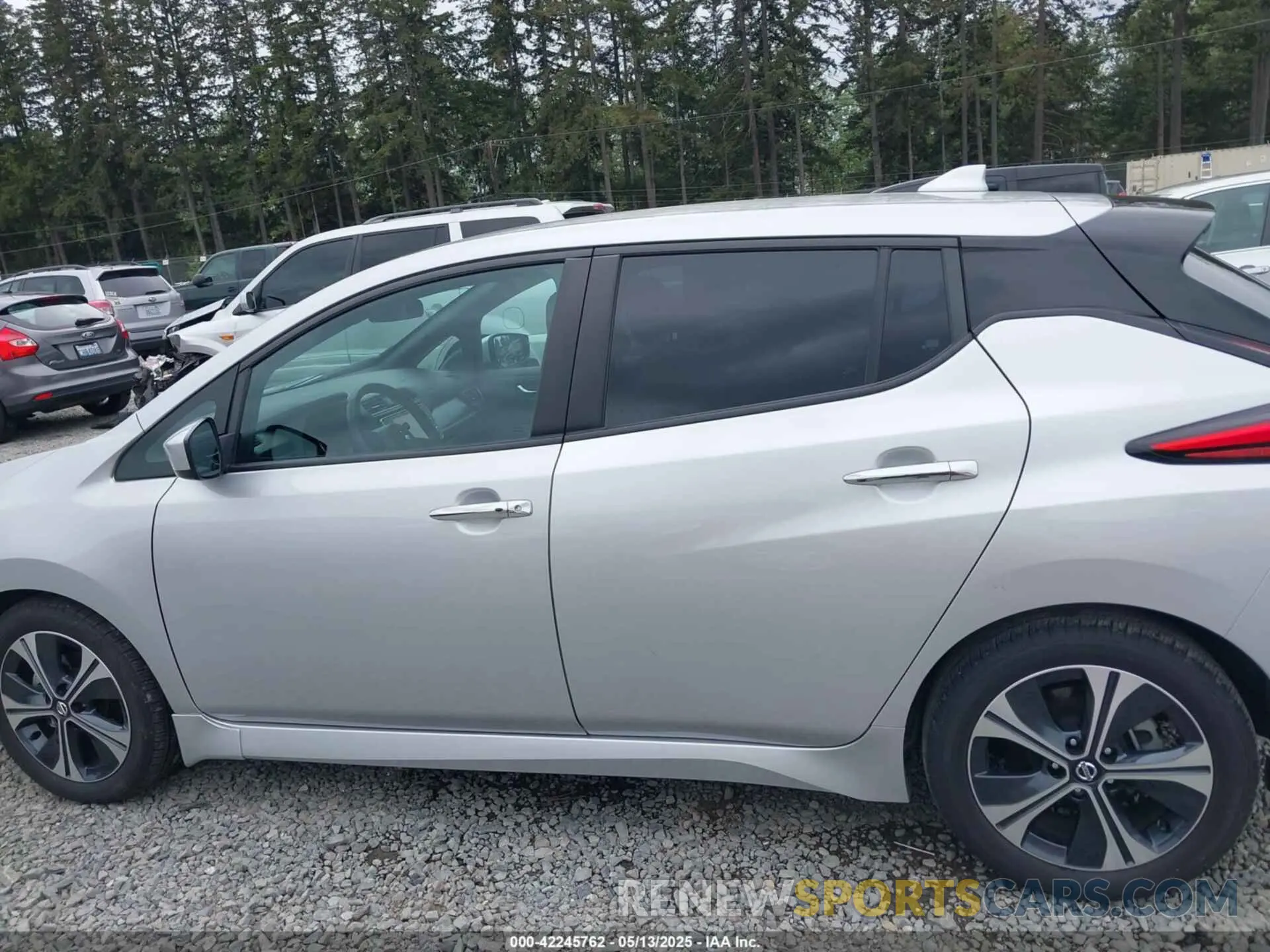 15 Photograph of a damaged car 1N4AZ1CV5NC551964 NISSAN LEAF 2022