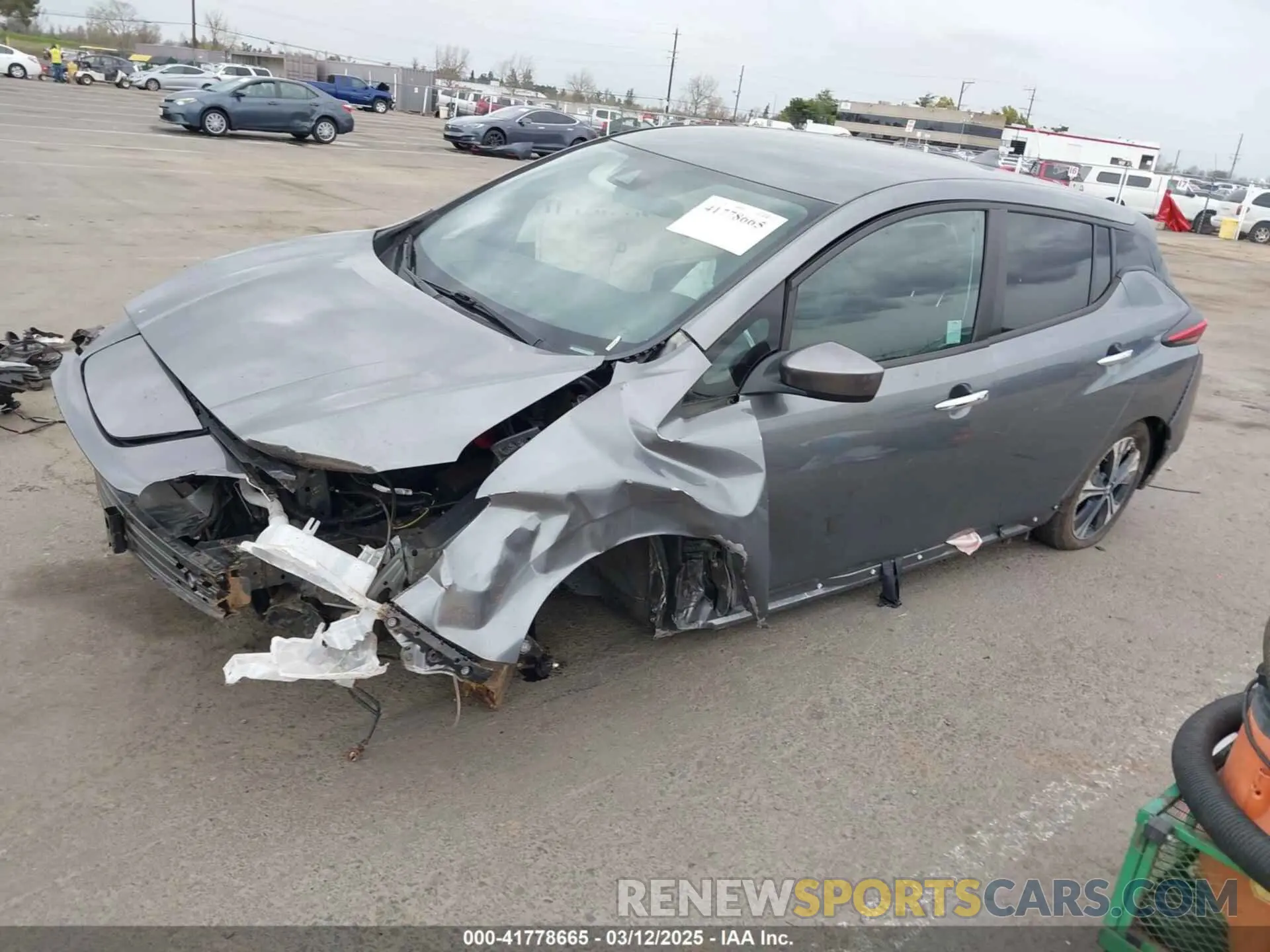 2 Photograph of a damaged car 1N4AZ1CV5NC555609 NISSAN LEAF 2022