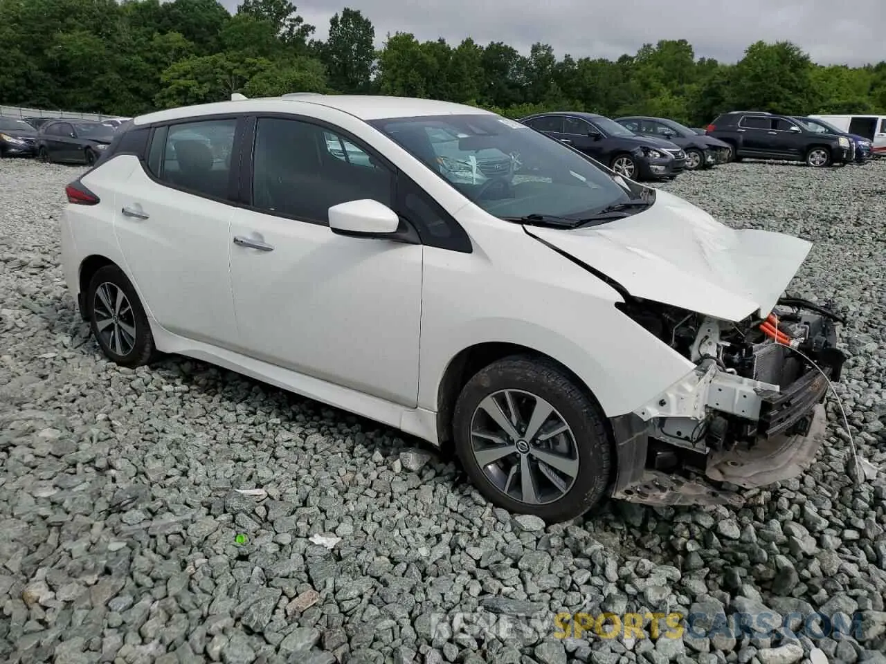 4 Photograph of a damaged car 1N4BZ1BV0NC561081 NISSAN LEAF 2022