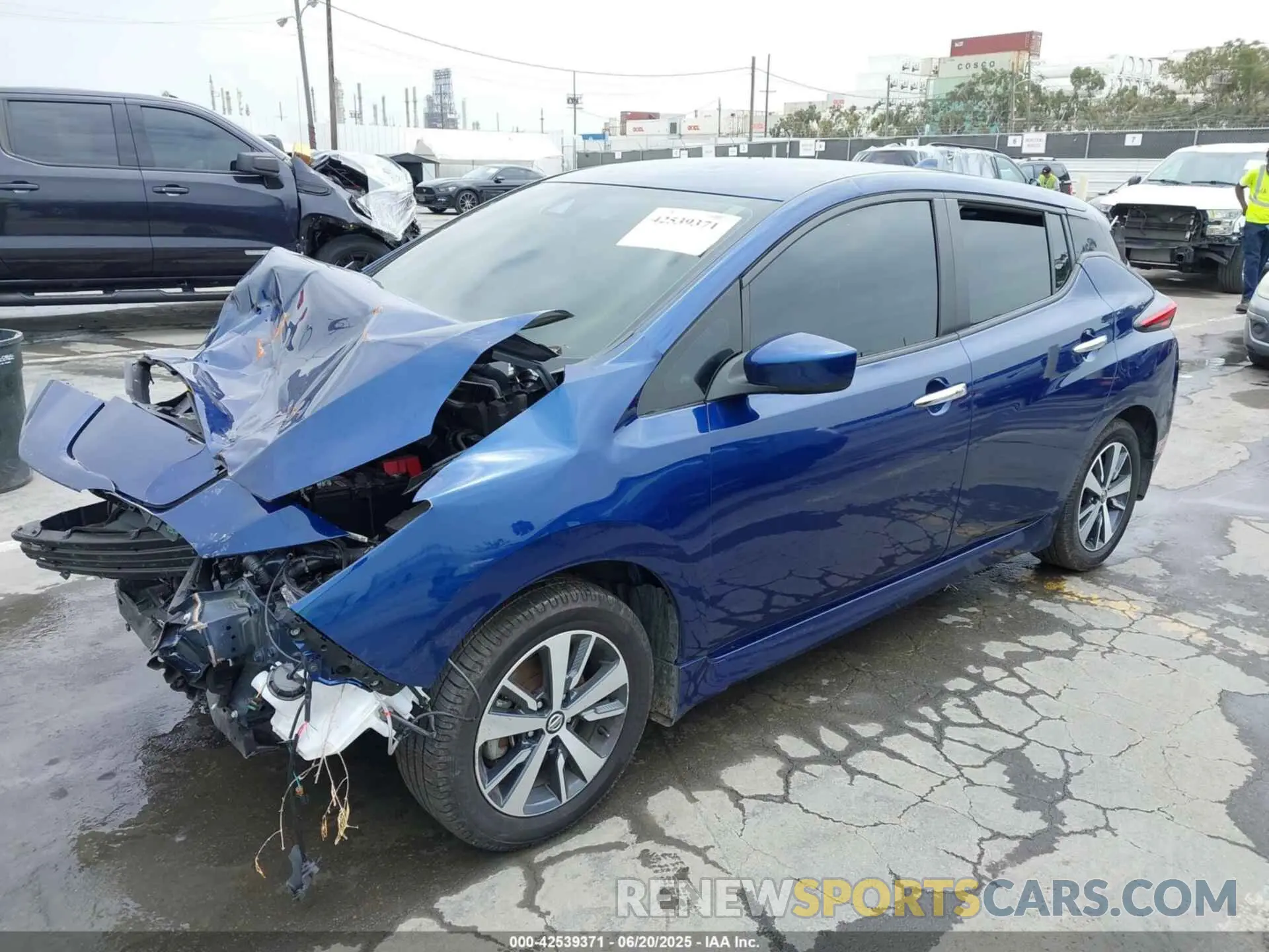 2 Photograph of a damaged car 1N4BZ1BV6NC561456 NISSAN LEAF 2022