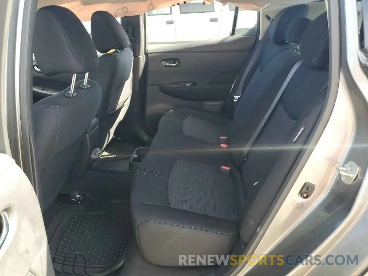 10 Photograph of a damaged car 1N4BZ1BV7NC559487 NISSAN LEAF 2022