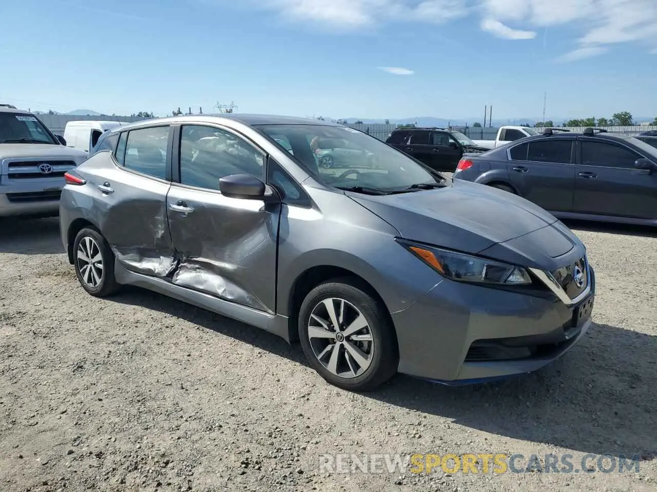 4 Photograph of a damaged car 1N4BZ1BV7NC559487 NISSAN LEAF 2022