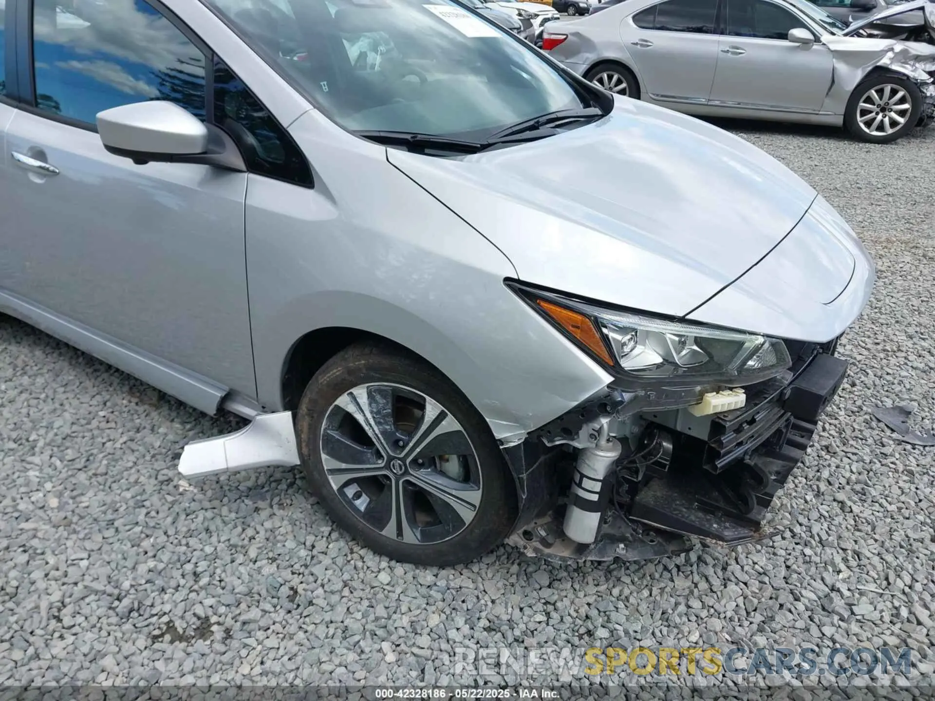 6 Photograph of a damaged car 1N4BZ1CV4NC550485 NISSAN LEAF 2022