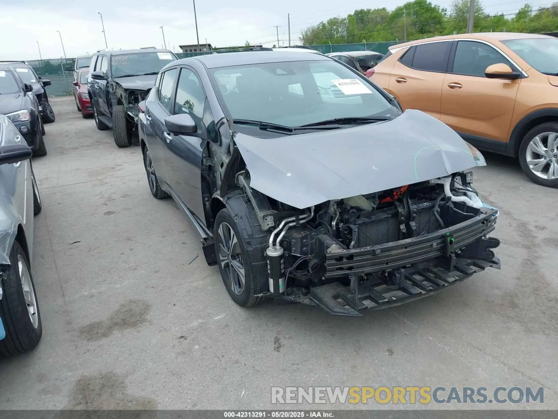 1 Photograph of a damaged car 1N4BZ1CV4NC562331 NISSAN LEAF 2022