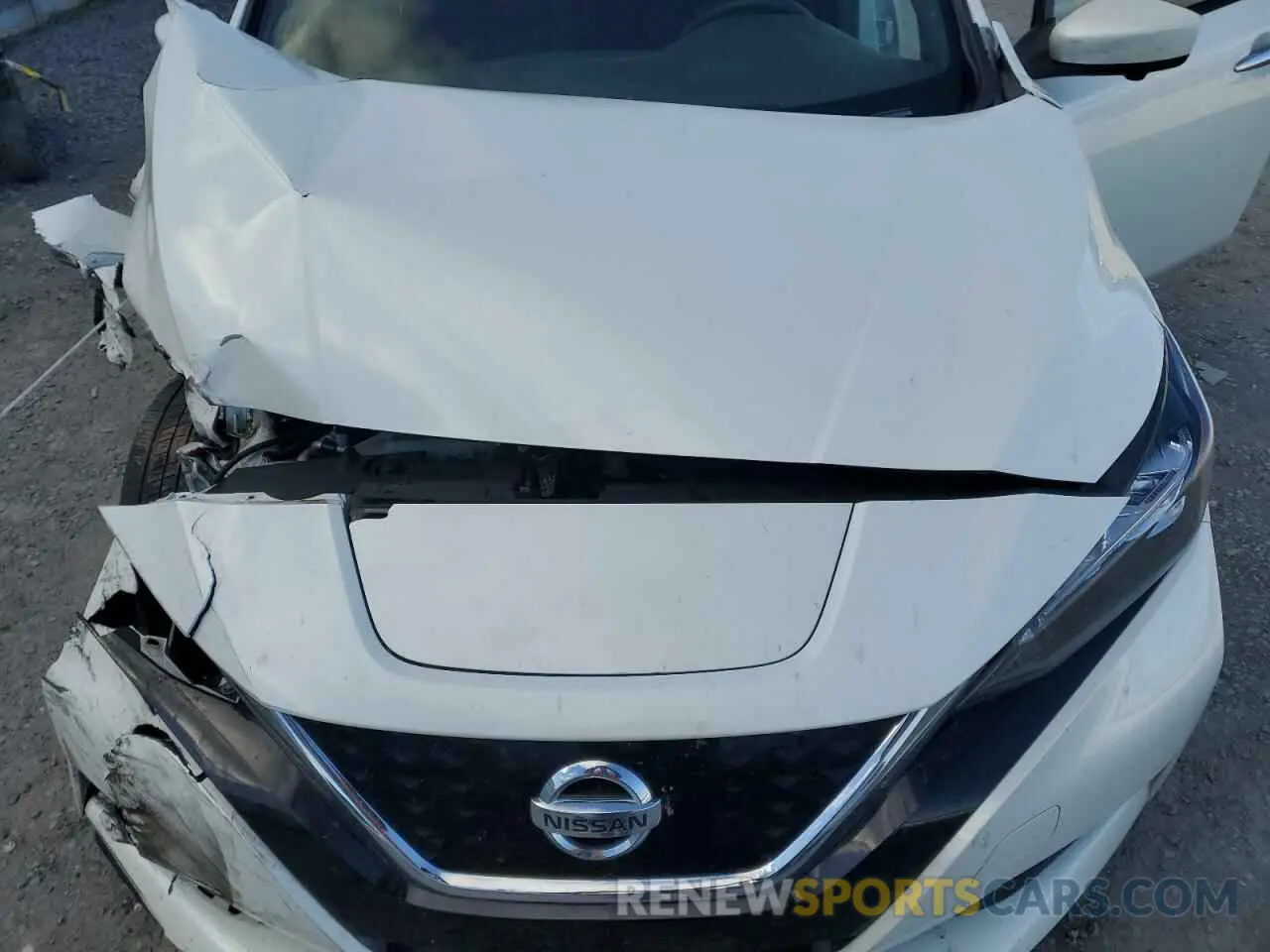11 Photograph of a damaged car 1N4BZ1CV7NC562081 NISSAN LEAF 2022