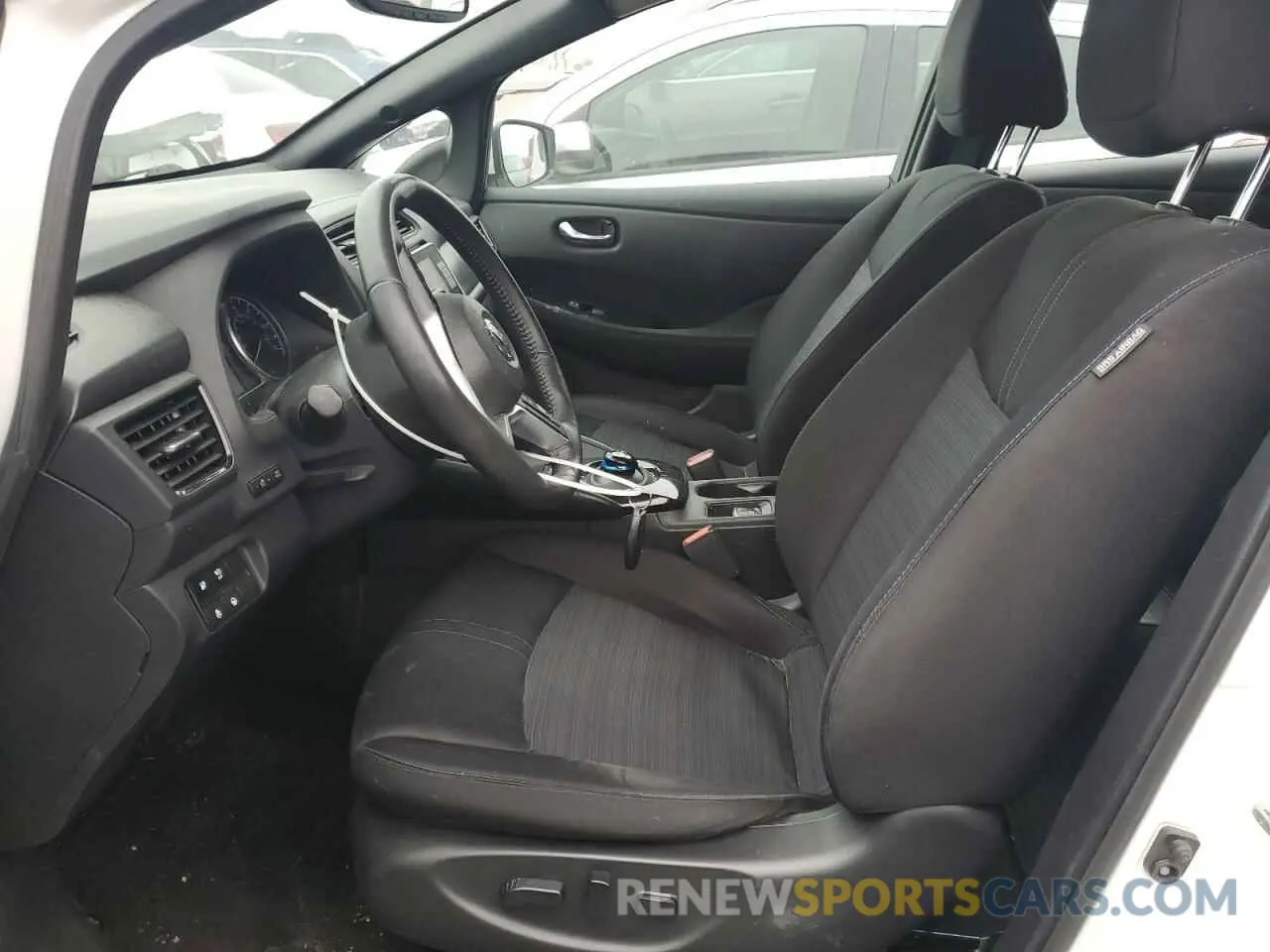 7 Photograph of a damaged car 1N4BZ1CV7NC562081 NISSAN LEAF 2022