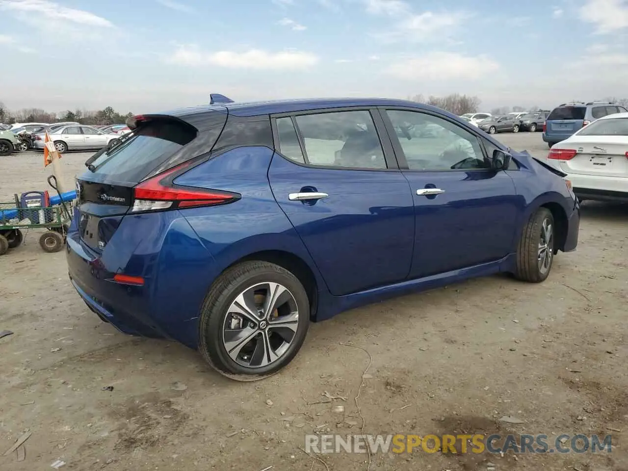 3 Photograph of a damaged car 1N4BZ1CV8NC564082 NISSAN LEAF 2022