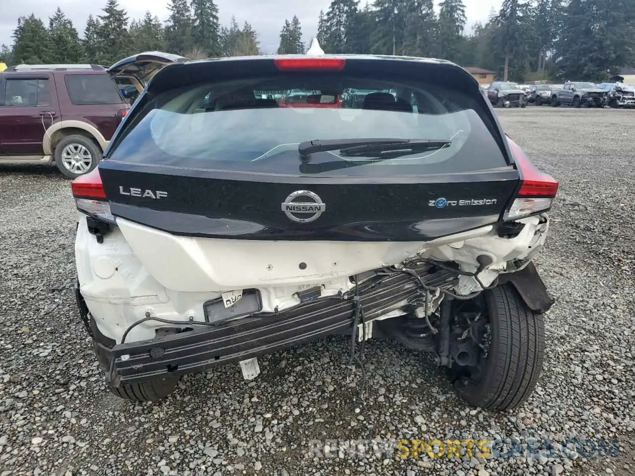 6 Photograph of a damaged car 1N4BZ1DV1NC553178 NISSAN LEAF 2022