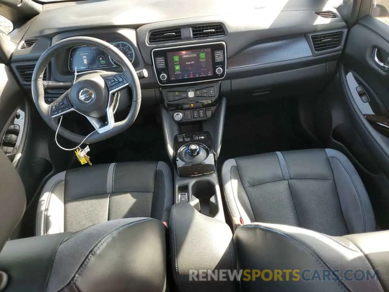 8 Photograph of a damaged car 1N4BZ1DV5NC551174 NISSAN LEAF 2022