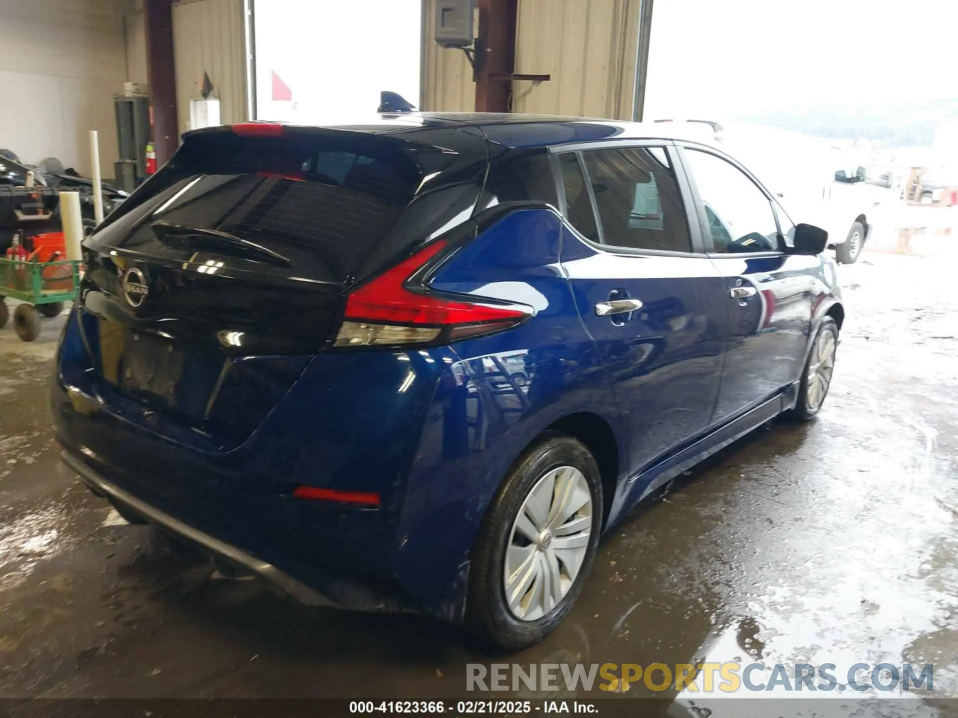 4 Photograph of a damaged car 1N4AZ1BV0PC553755 NISSAN LEAF 2023
