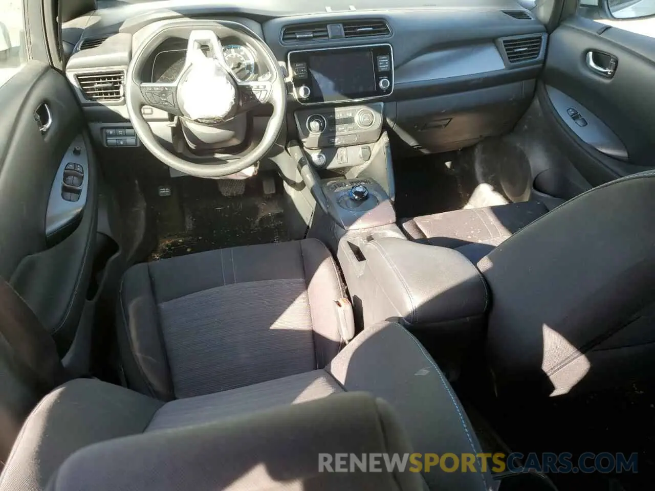 8 Photograph of a damaged car 1N4AZ1BV6PC553744 NISSAN LEAF 2023