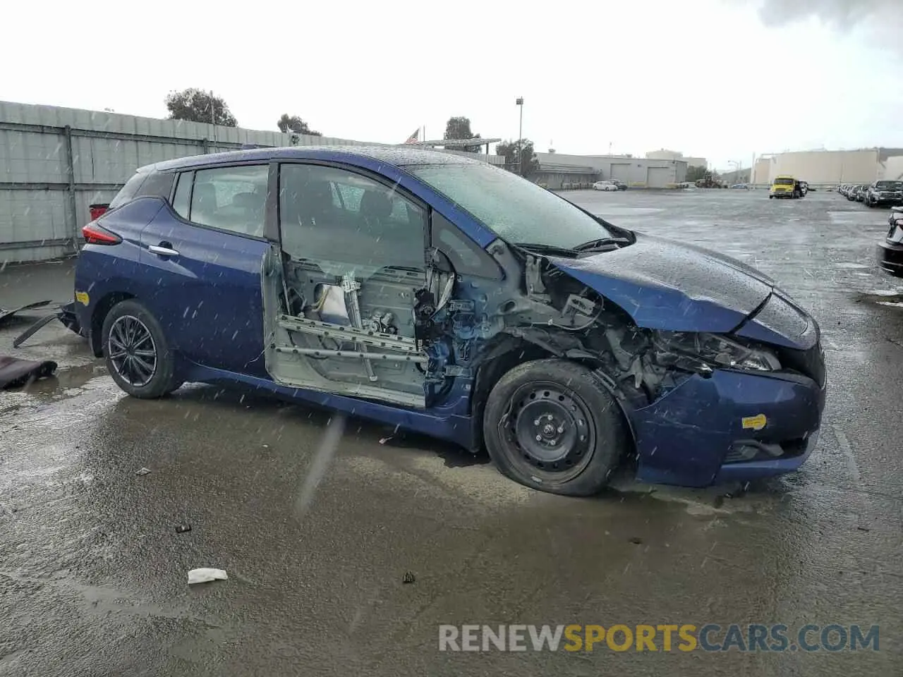 4 Photograph of a damaged car 1N4AZ1BV8PC550795 NISSAN LEAF 2023