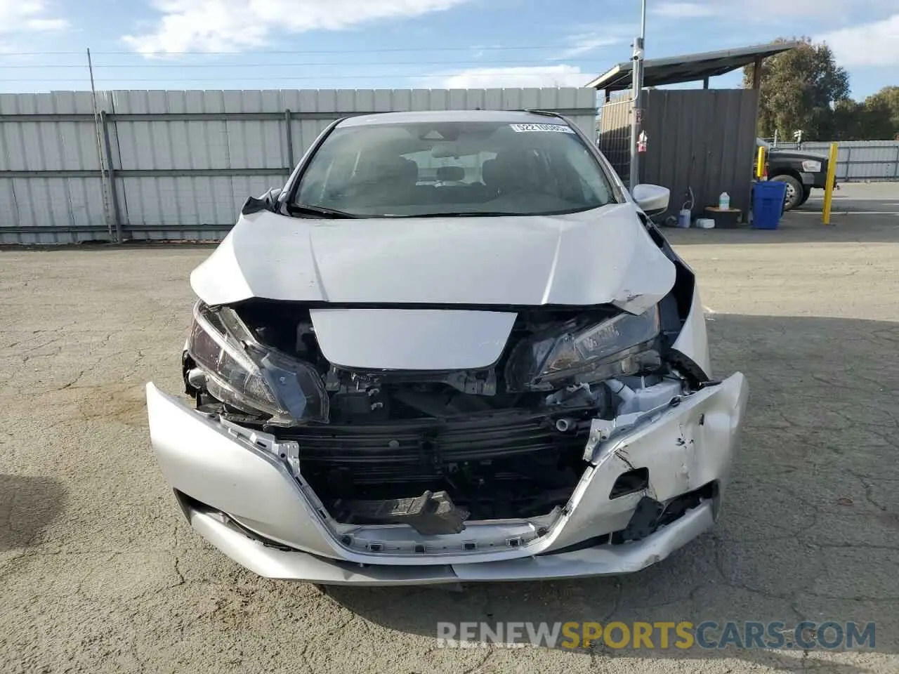 5 Photograph of a damaged car 1N4AZ1BV8PC556452 NISSAN LEAF 2023