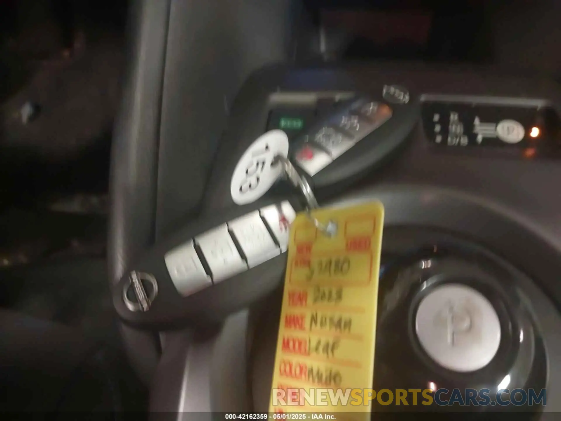 11 Photograph of a damaged car 1N4AZ1BV8PC559724 NISSAN LEAF 2023