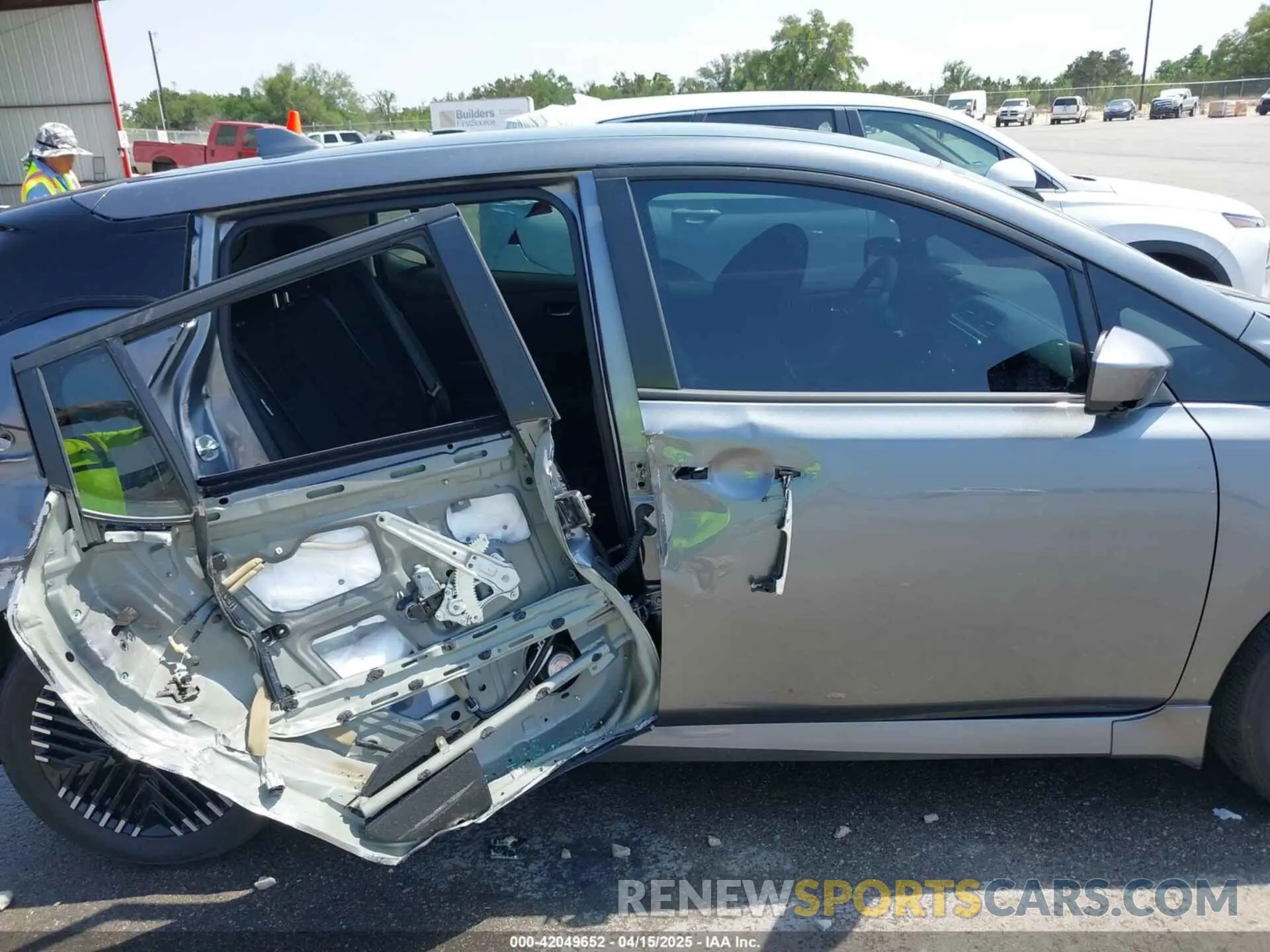 14 Photograph of a damaged car 1N4CZ1CV1PC561824 NISSAN LEAF 2023