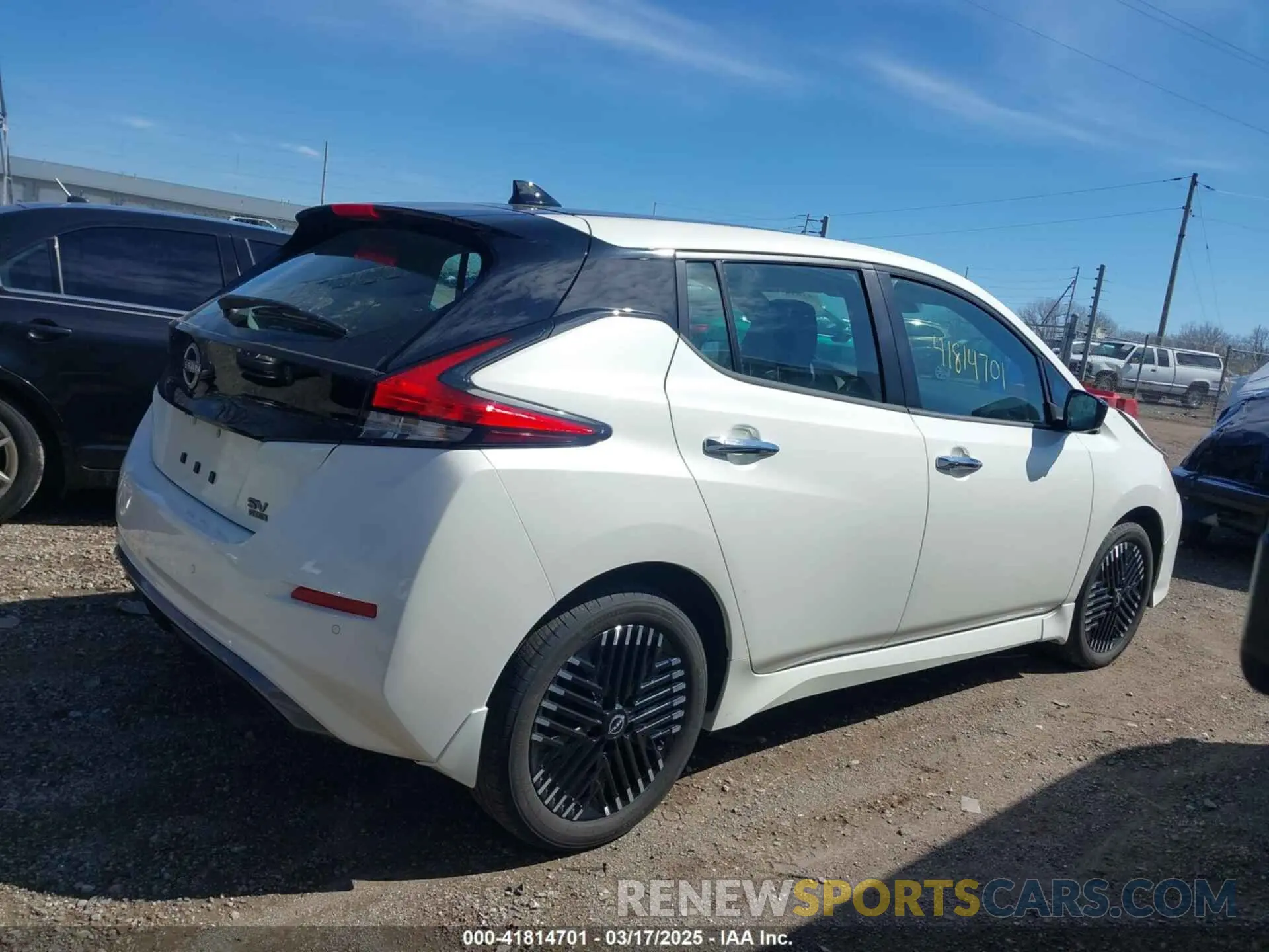 14 Photograph of a damaged car 1N4CZ1CV2PC557412 NISSAN LEAF 2023
