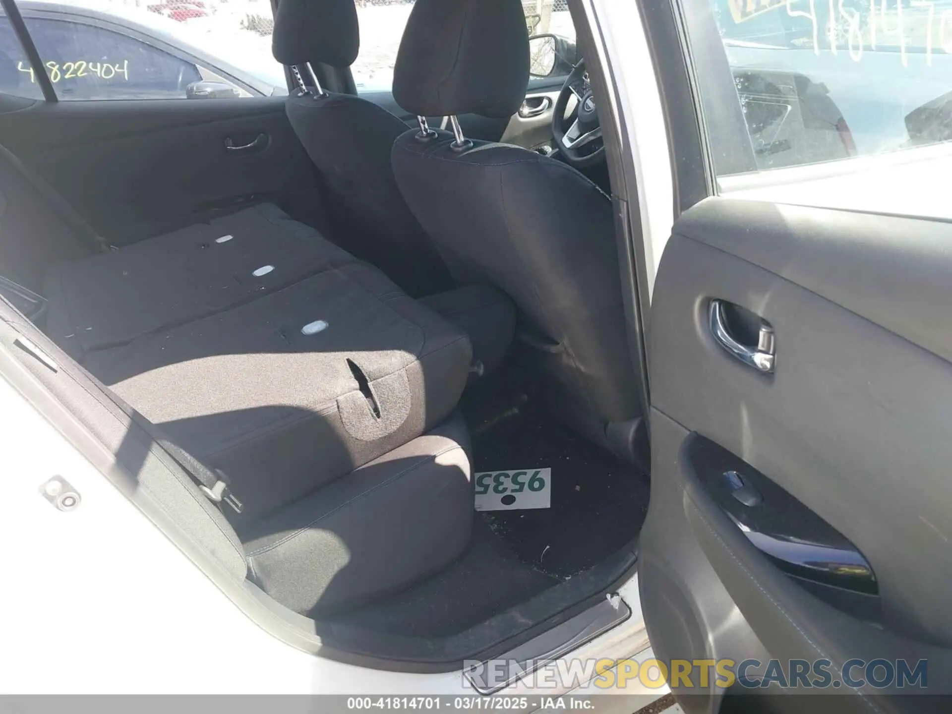 8 Photograph of a damaged car 1N4CZ1CV2PC557412 NISSAN LEAF 2023