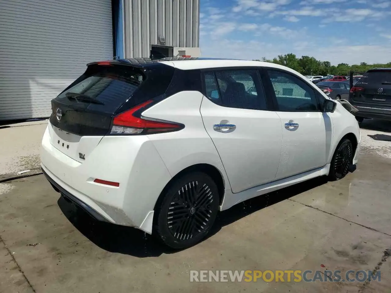 3 Photograph of a damaged car 1N4CZ1CV4PC554883 NISSAN LEAF 2023