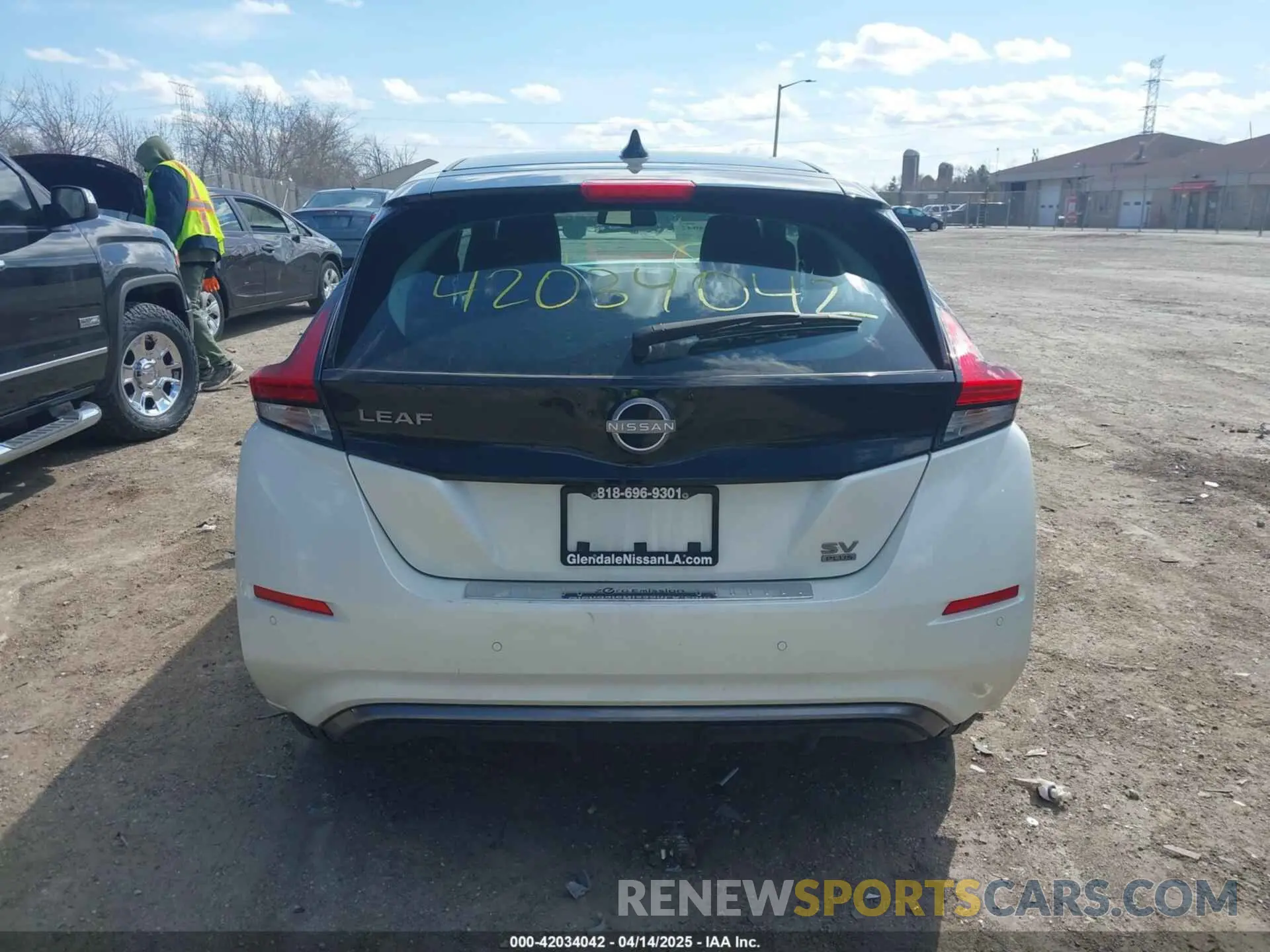 16 Photograph of a damaged car 1N4CZ1CV4PC557184 NISSAN LEAF 2023
