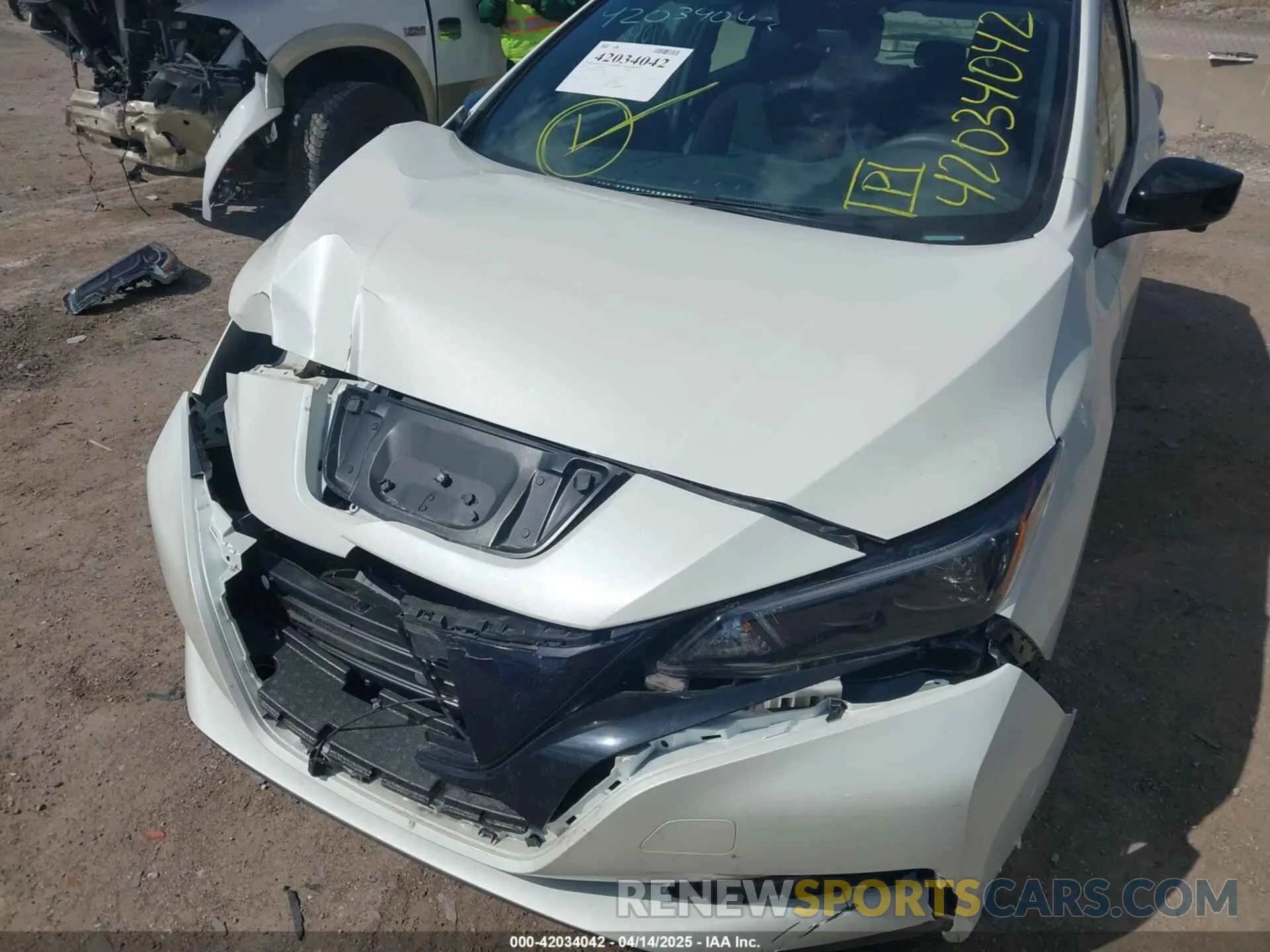18 Photograph of a damaged car 1N4CZ1CV4PC557184 NISSAN LEAF 2023