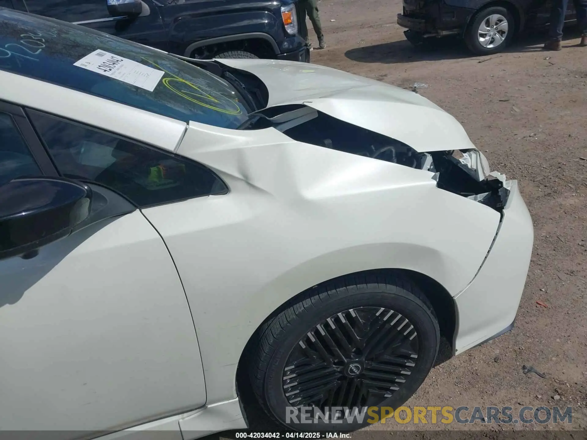 19 Photograph of a damaged car 1N4CZ1CV4PC557184 NISSAN LEAF 2023