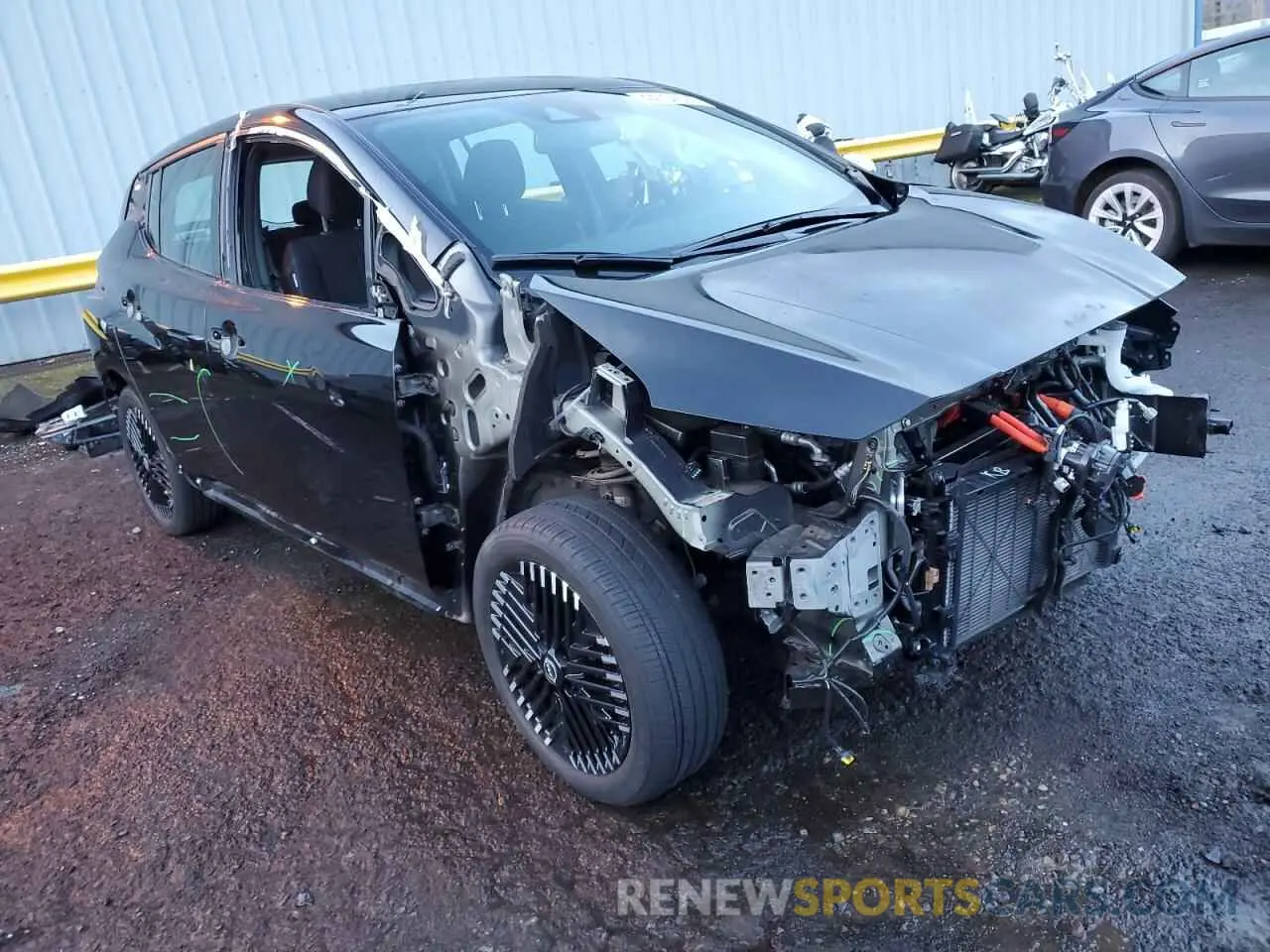 4 Photograph of a damaged car 1N4CZ1CV5PC552799 NISSAN LEAF 2023