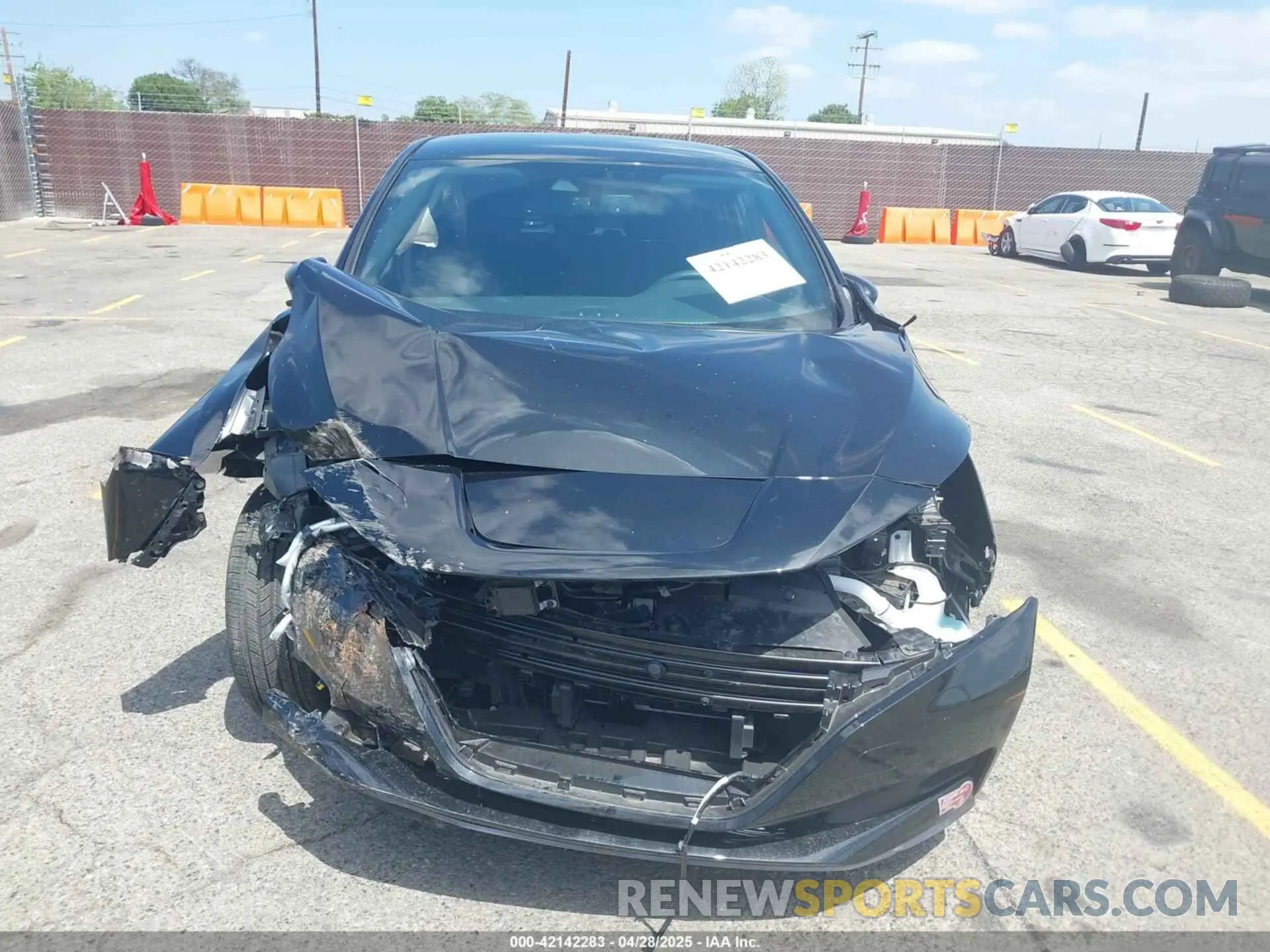 12 Photograph of a damaged car 1N4CZ1CV7PC562041 NISSAN LEAF 2023