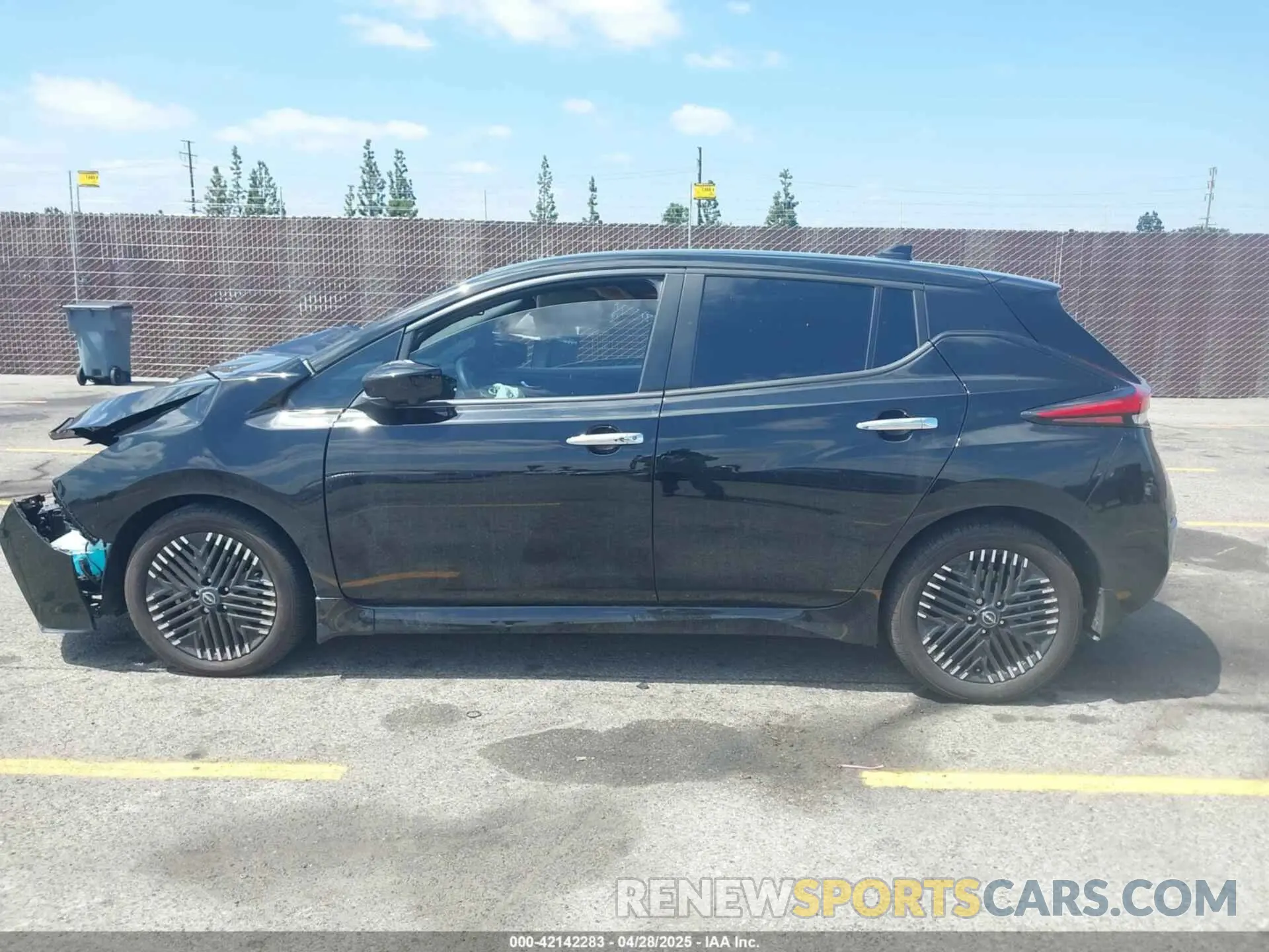 14 Photograph of a damaged car 1N4CZ1CV7PC562041 NISSAN LEAF 2023