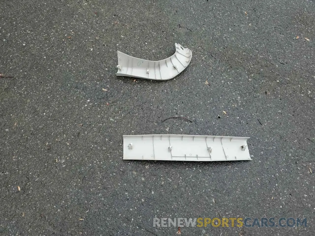 13 Photograph of a damaged car 1N4CZ1CVXPC552443 NISSAN LEAF 2023