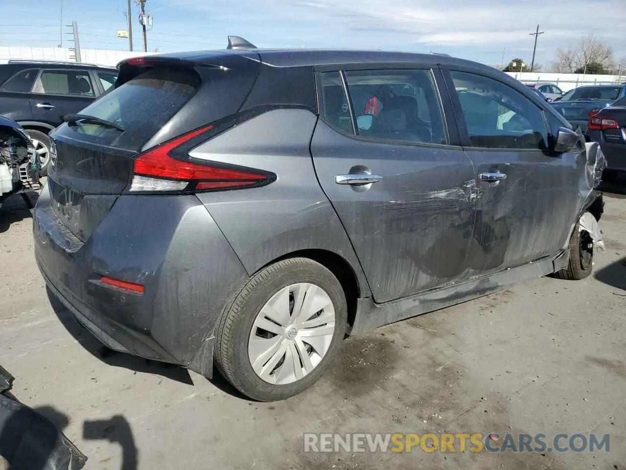 3 Photograph of a damaged car 1N4AZ1BV3RC555163 NISSAN LEAF 2024