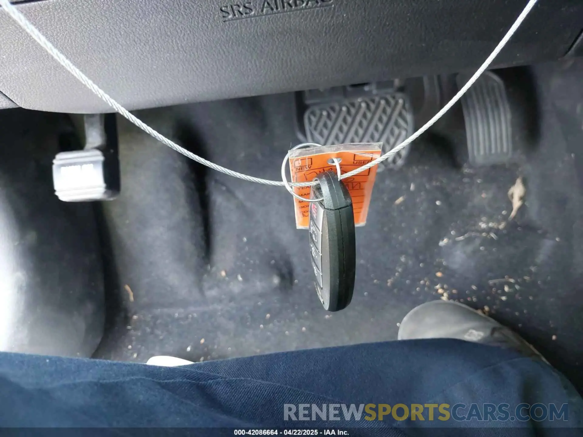 11 Photograph of a damaged car 1N4AZ1BV1SC550694 NISSAN LEAF 2025